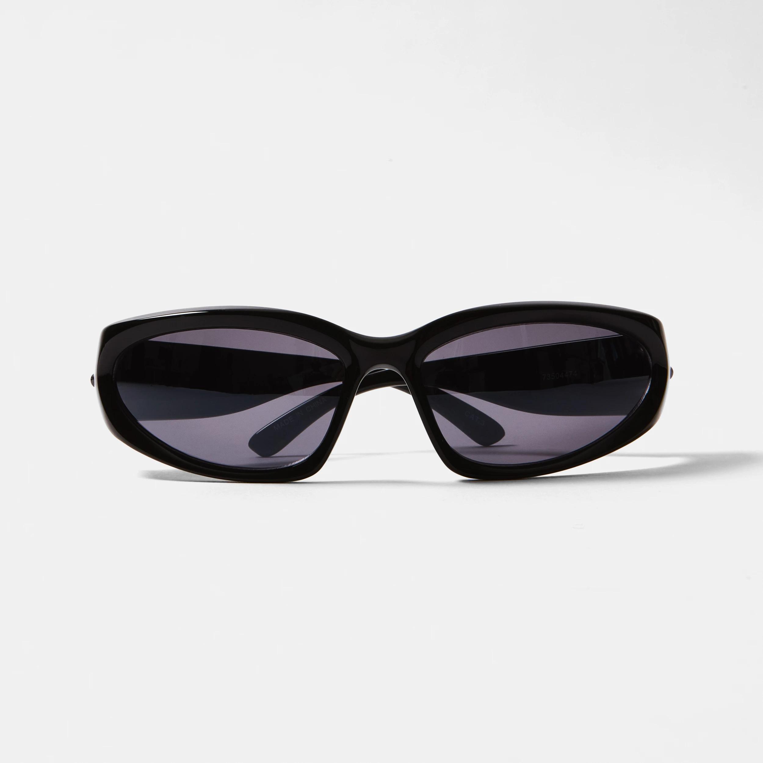 1 Wrap Sunglasses Black, 1 of 9