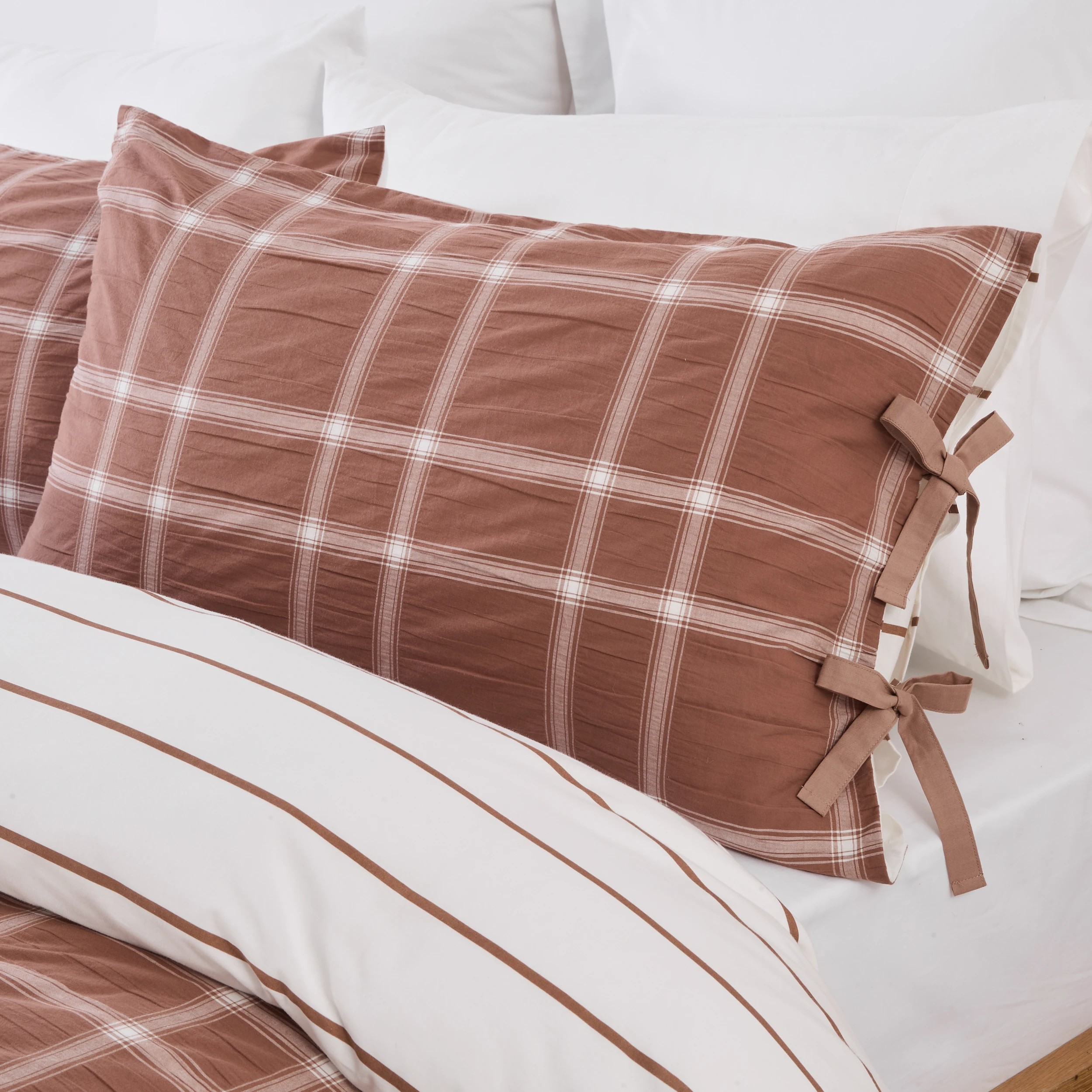 4 Check Cotton Reversible Quilt Cover Set - Double Bed, Mocha, 4 of 9