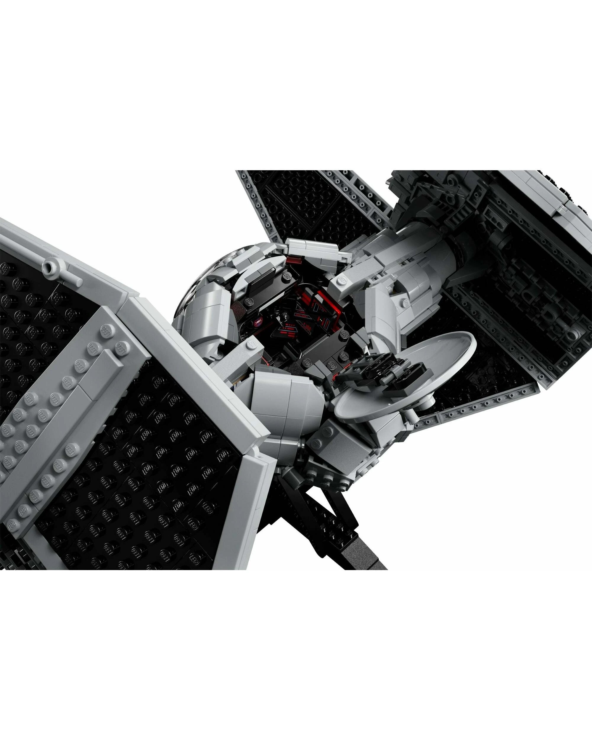 2 LEGO Star Wars Series 75382 TIE Interceptor, 2 of 4