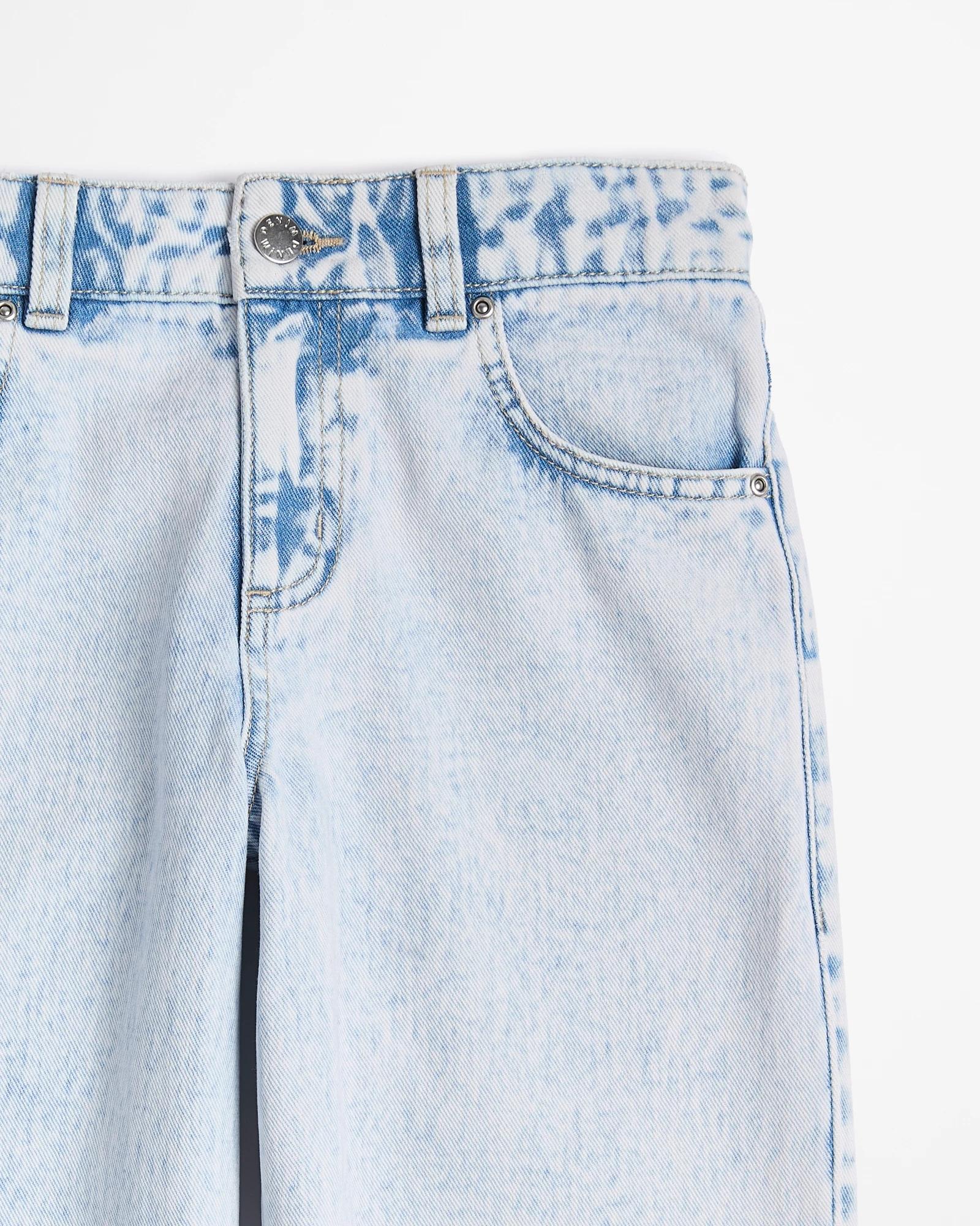 2 Target Wide Leg Denim Jeans LIGHT WASH, 2 of 3