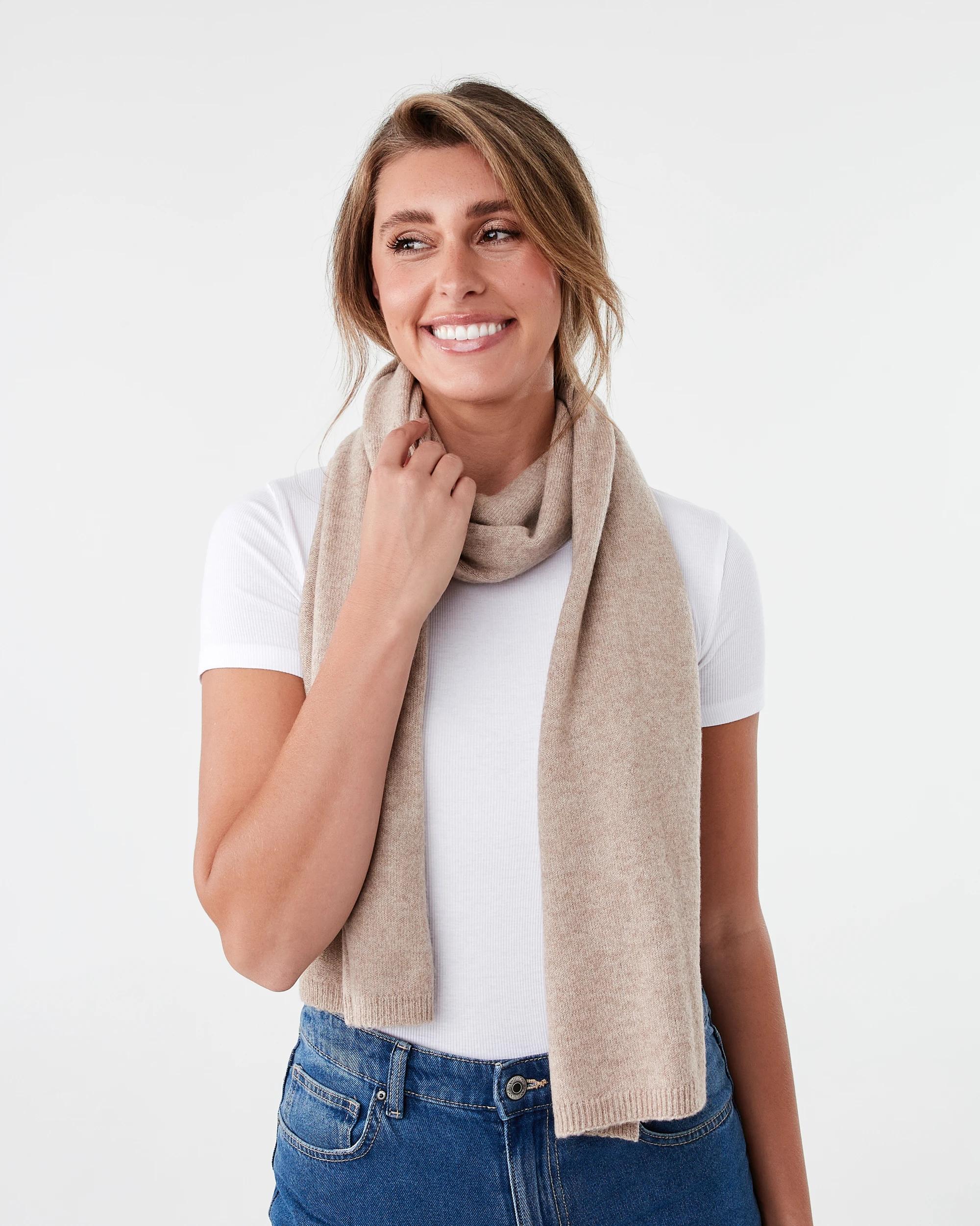 1 Fine Knit Scarf Bge Otml, 1 of 1