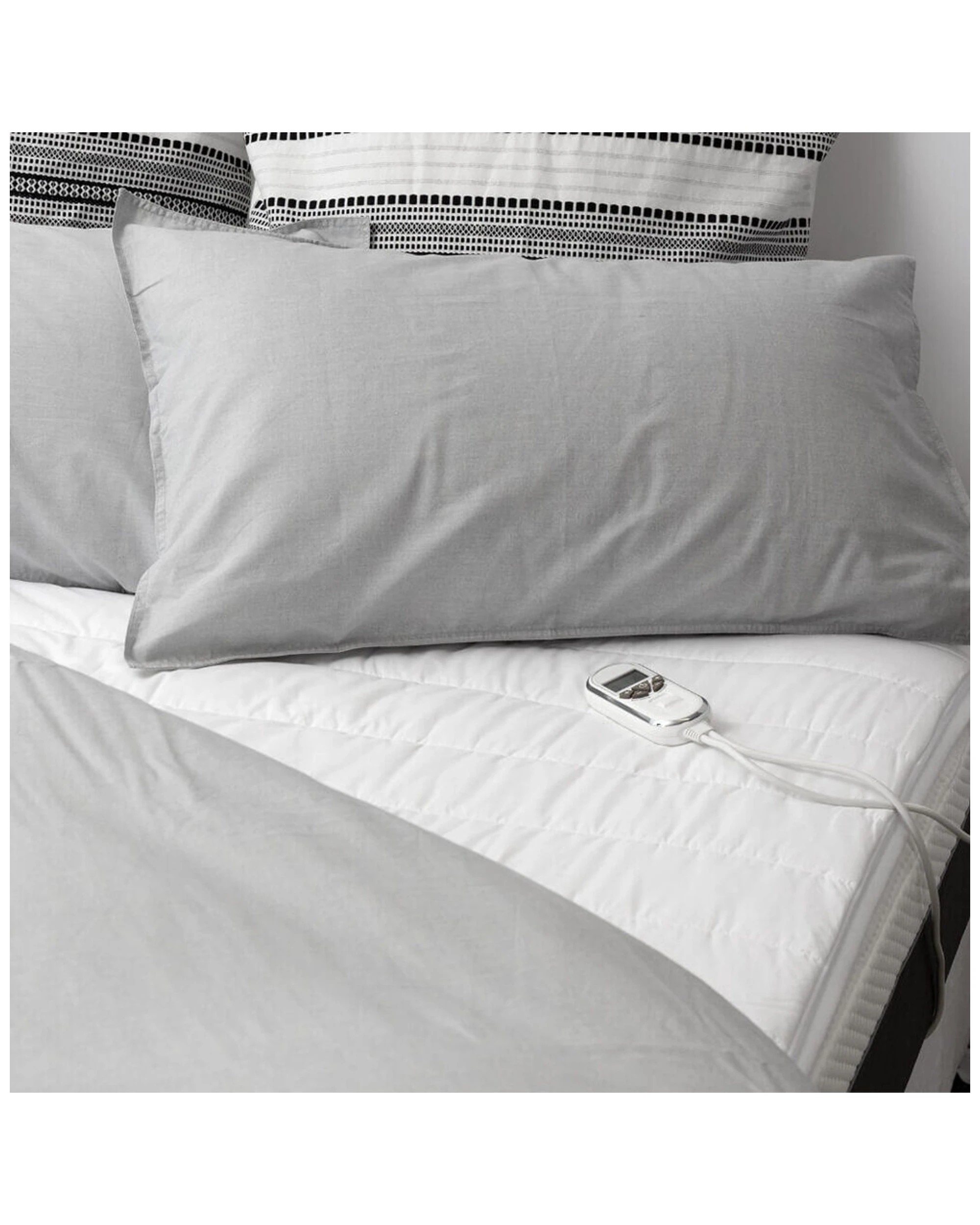 1 Tontine King Luxuriously Warm 2in1 Heated Topper Electric Blanket - White, 1 of 4