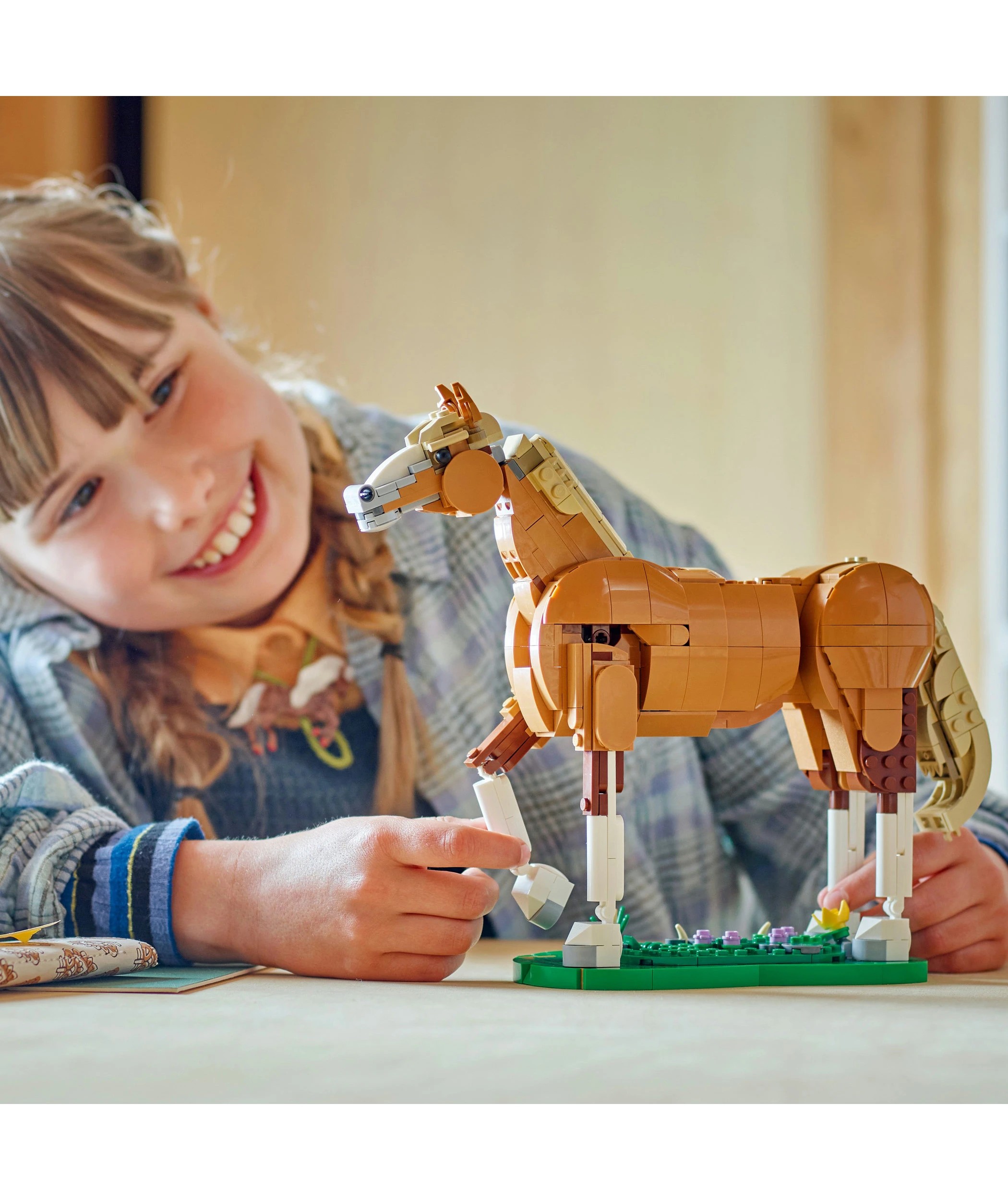 8 LEGO Creator Beautiful Horse 31166, 8 of 10