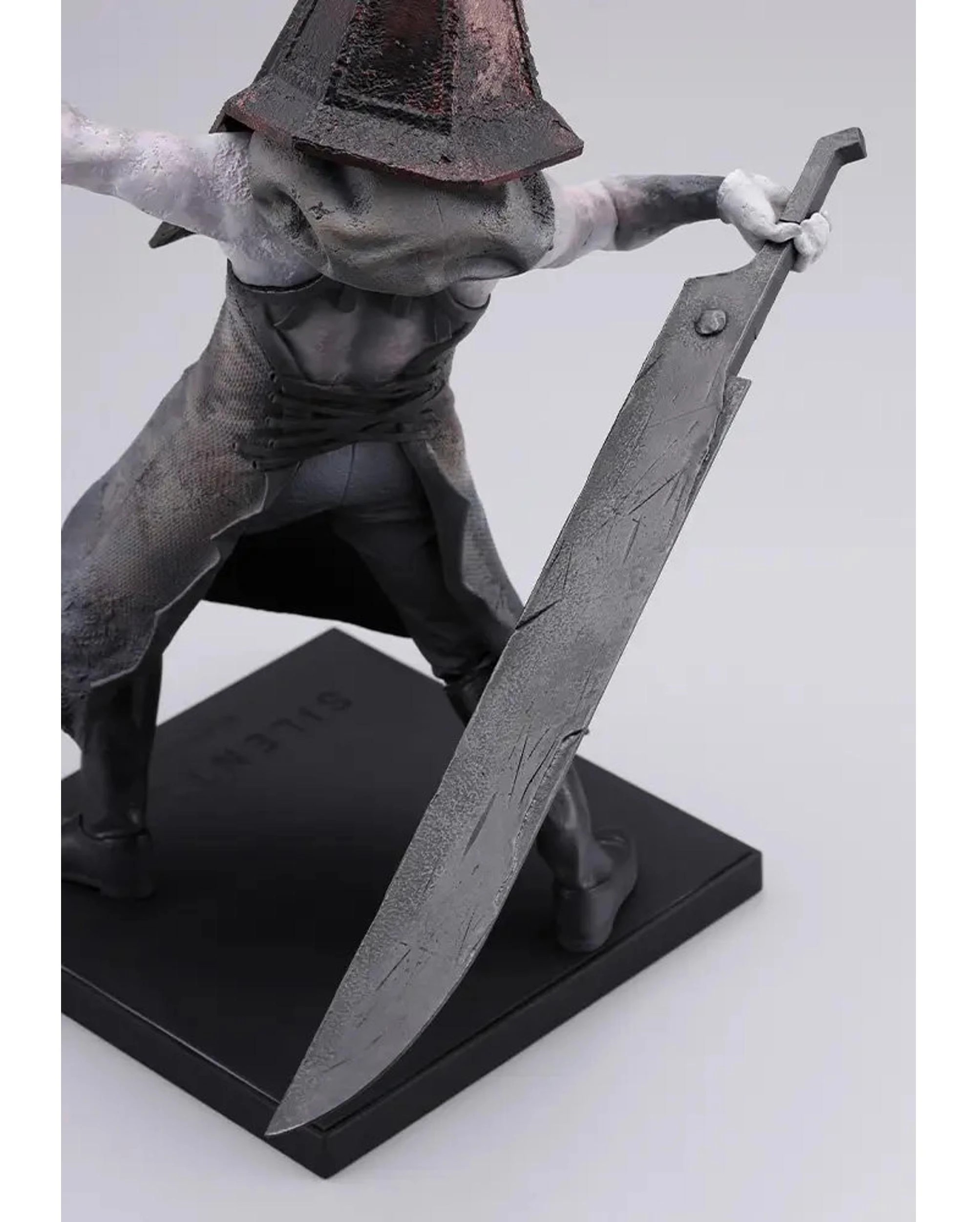 10 Kotobukiya Oshi Works Silent Hill 2 Red Pyramid Thing 1/7 Scale Statue, 10 of 10