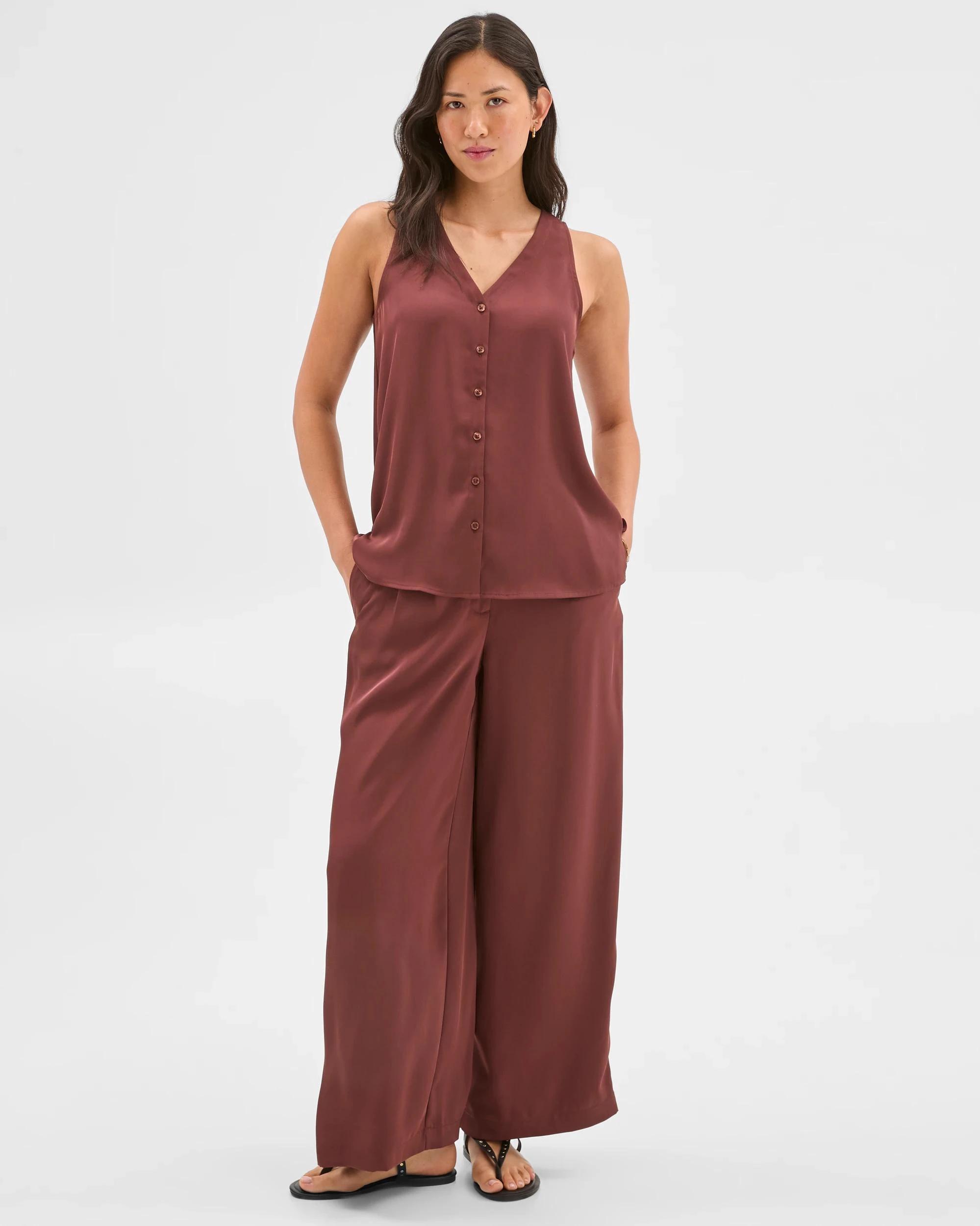 1 Pleat Front Pants - Preview RUM RAISIN, 1 of 6