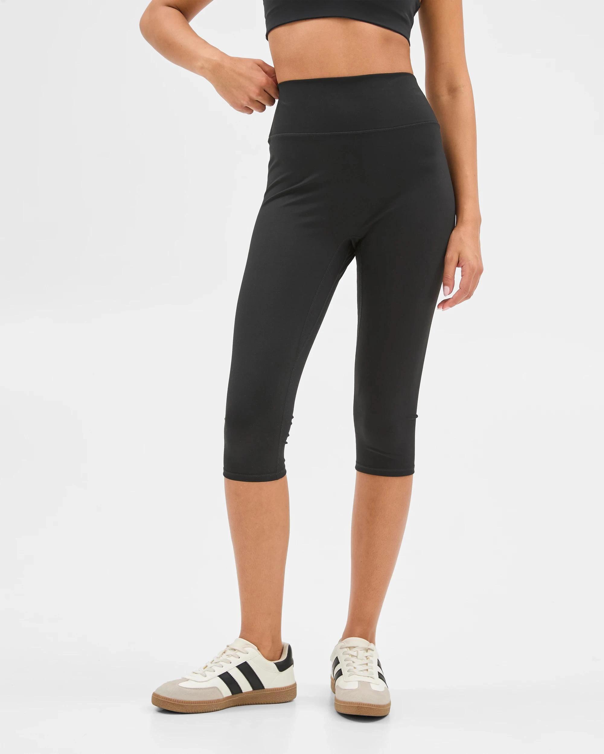 3 Target Active Studio Soft Crop Length Yoga Tights BLACK, 3 of 6