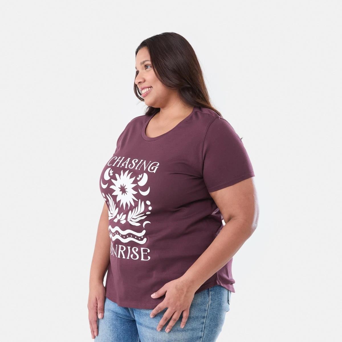 2 Curve Short Sleeve Basic Print T-shirt CHASING SUNRISE WARM MULBERRY, 2 of 6