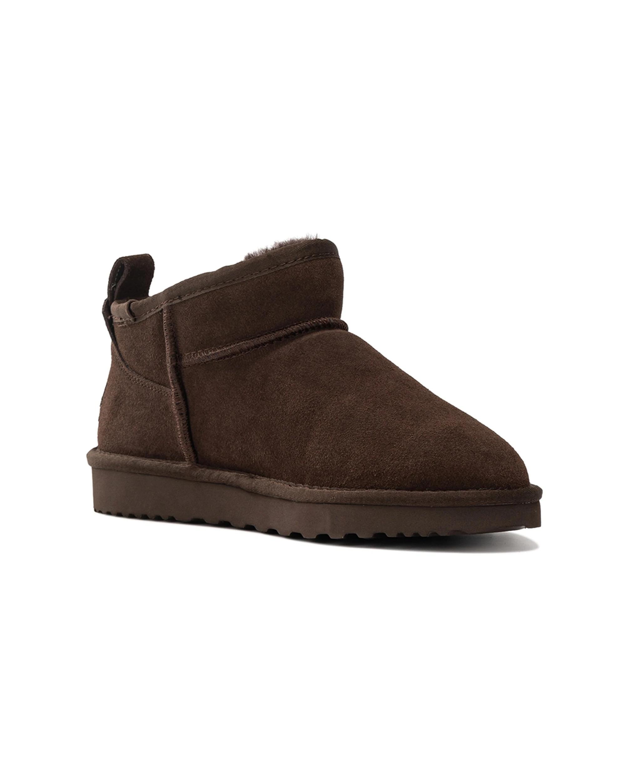 1 AUS WOOLI Airlie Premium Sheepskin Ultra Mini UGG CHOCOLATE, 1 of 7
