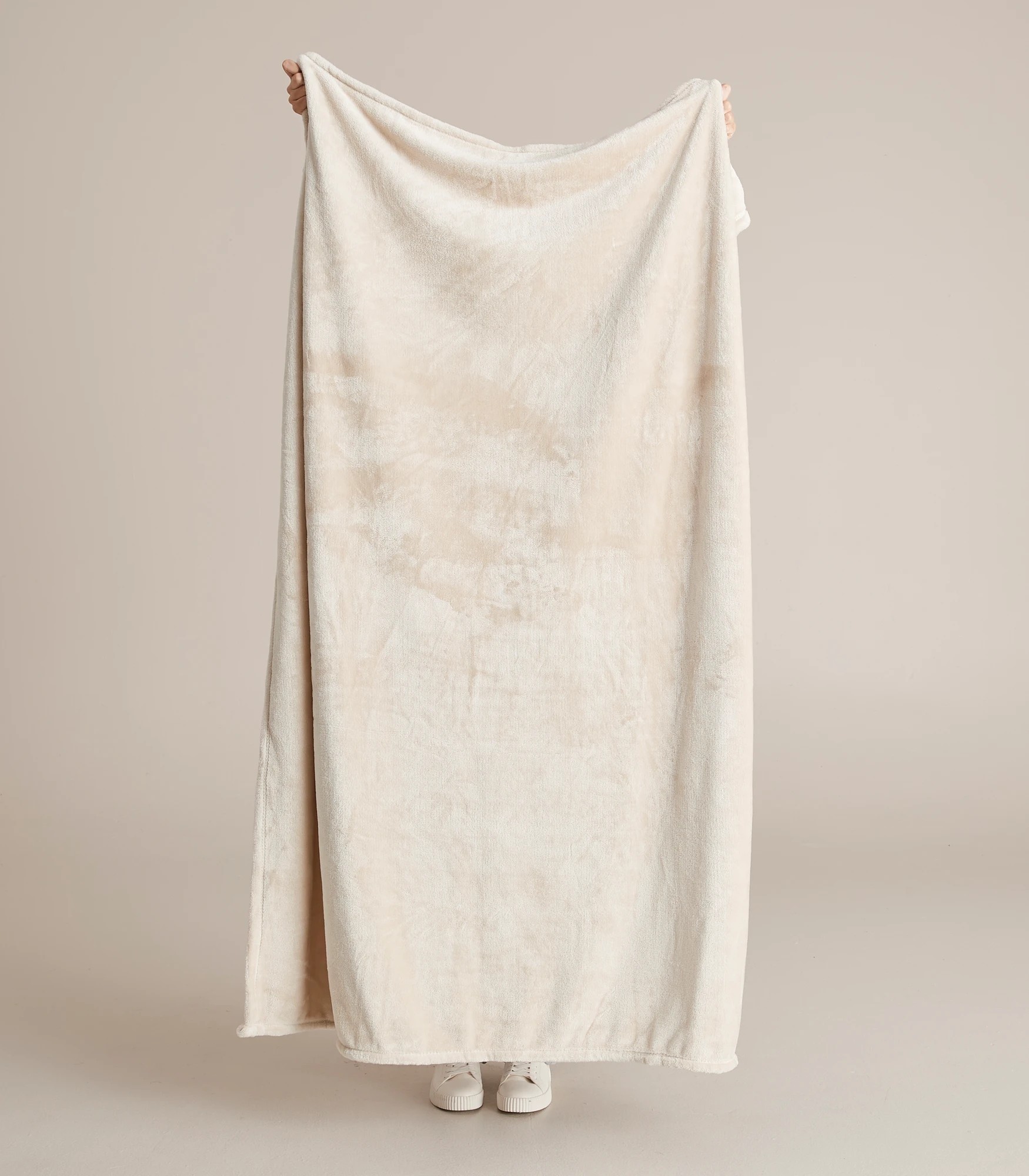 3 Target Super Soft Throw - Queen Bed - Natural, 3 of 8