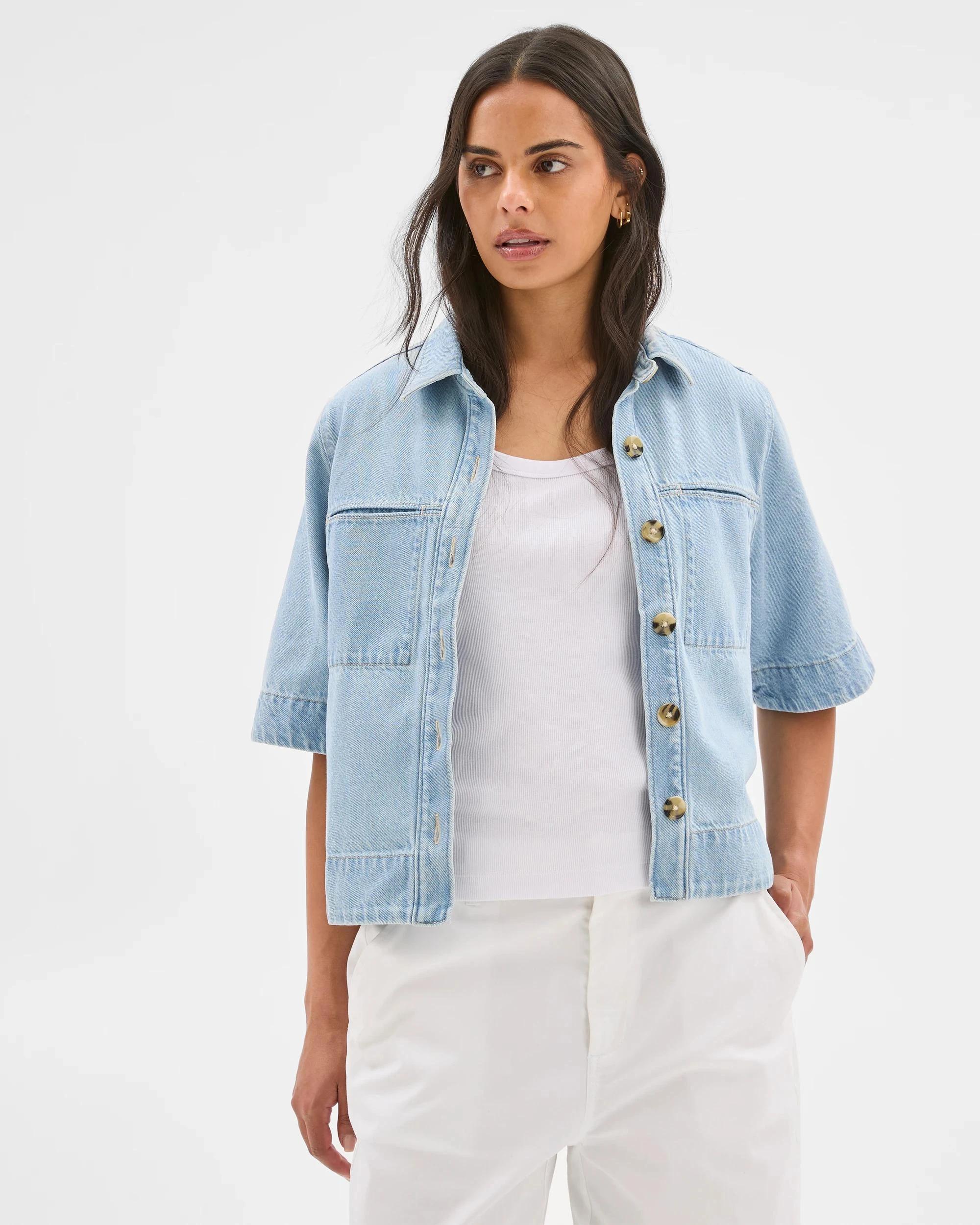 4 Target Denim Denim Short Sleeve Shacket SUNBLEACHED, 4 of 7