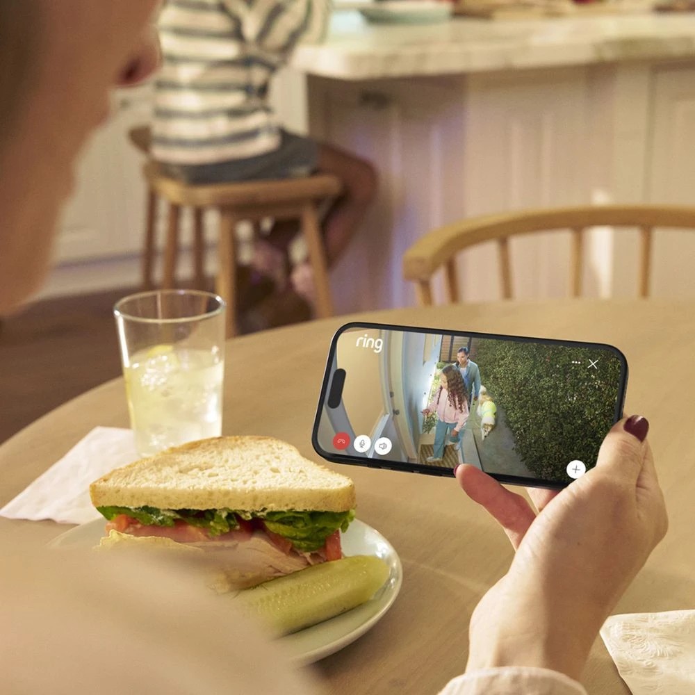 7 Ring PoE Outdoor Camera Plus White, 7 of 10