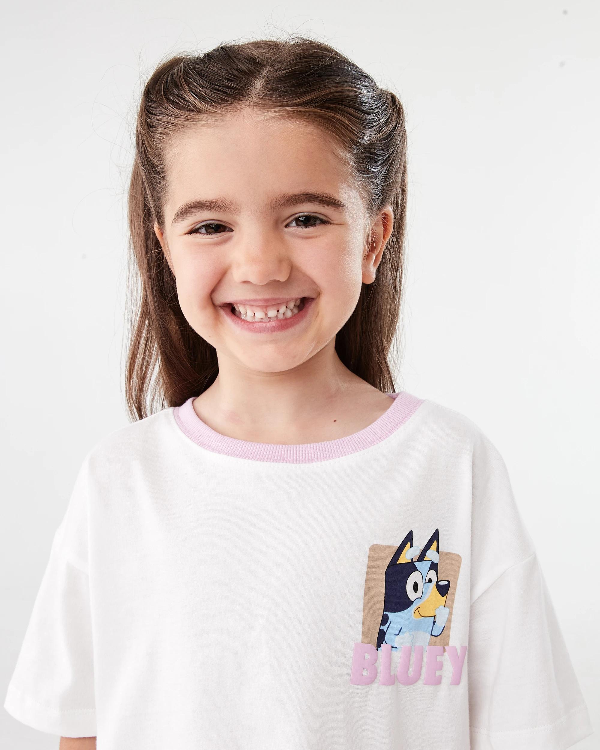 3 Bluey License Oversized T-shirt Bluey, 3 of 8