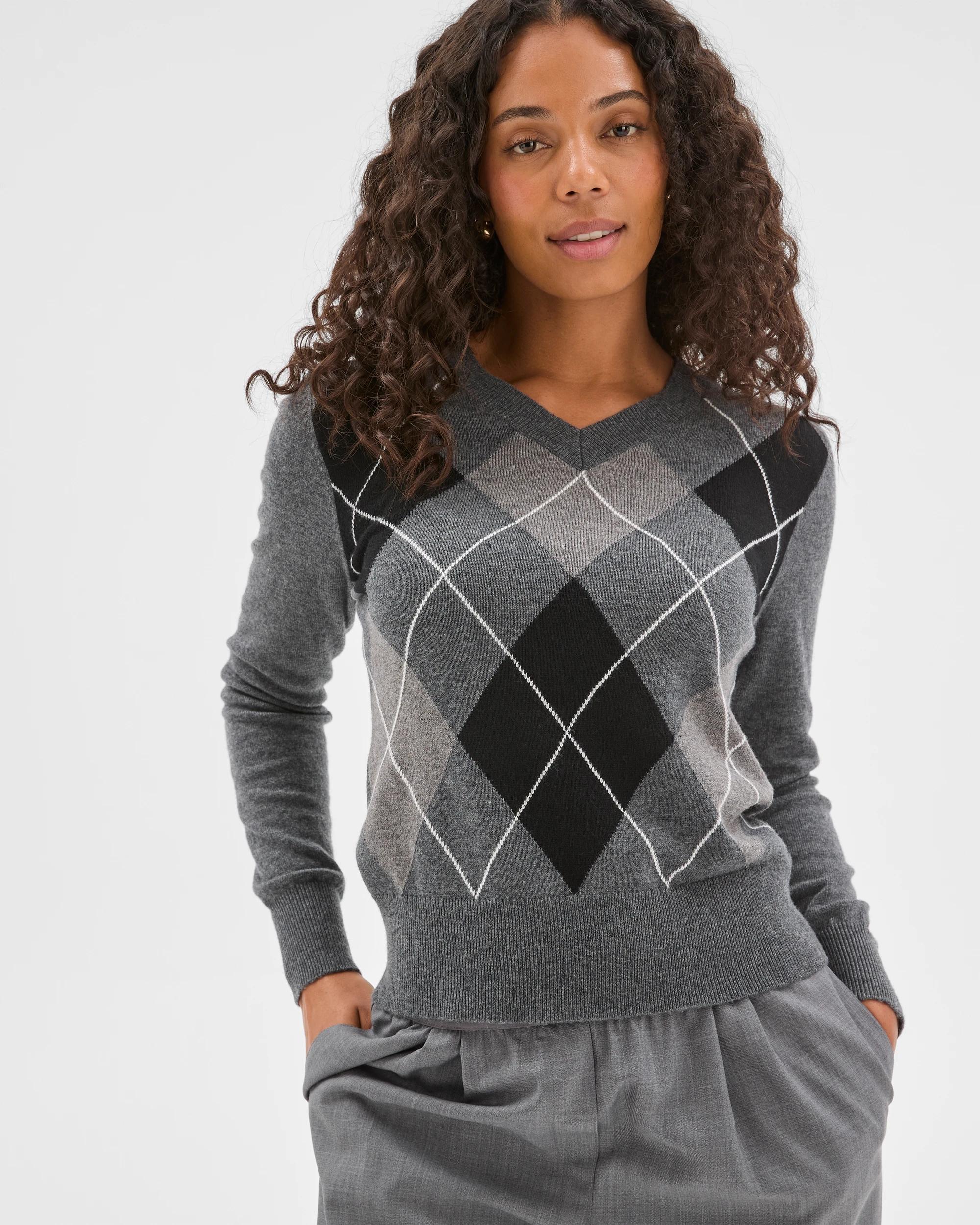 2 Preview Argyle V-Neck Jumper CHARCOAL, 2 of 7