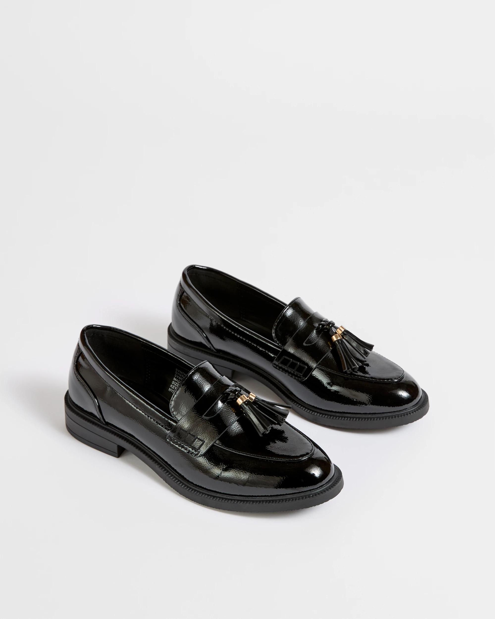 2 Target Woman Penny Tassel Loafer BLACK CRINKLE PATENT, 2 of 3