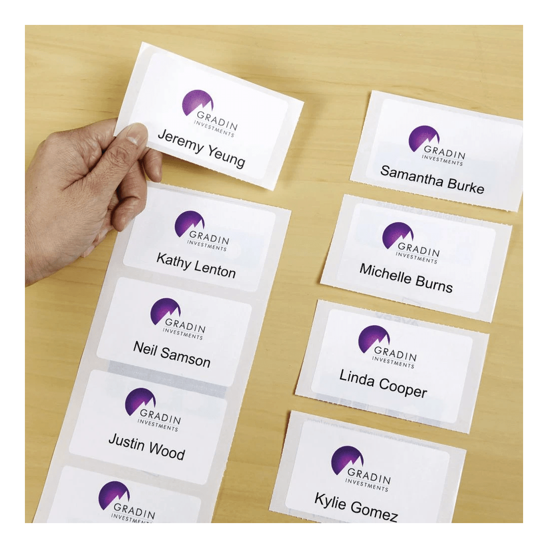 8 Avery Fabric Name Badge Labels 88 x 52mm White 150 Pack, 8 of 10