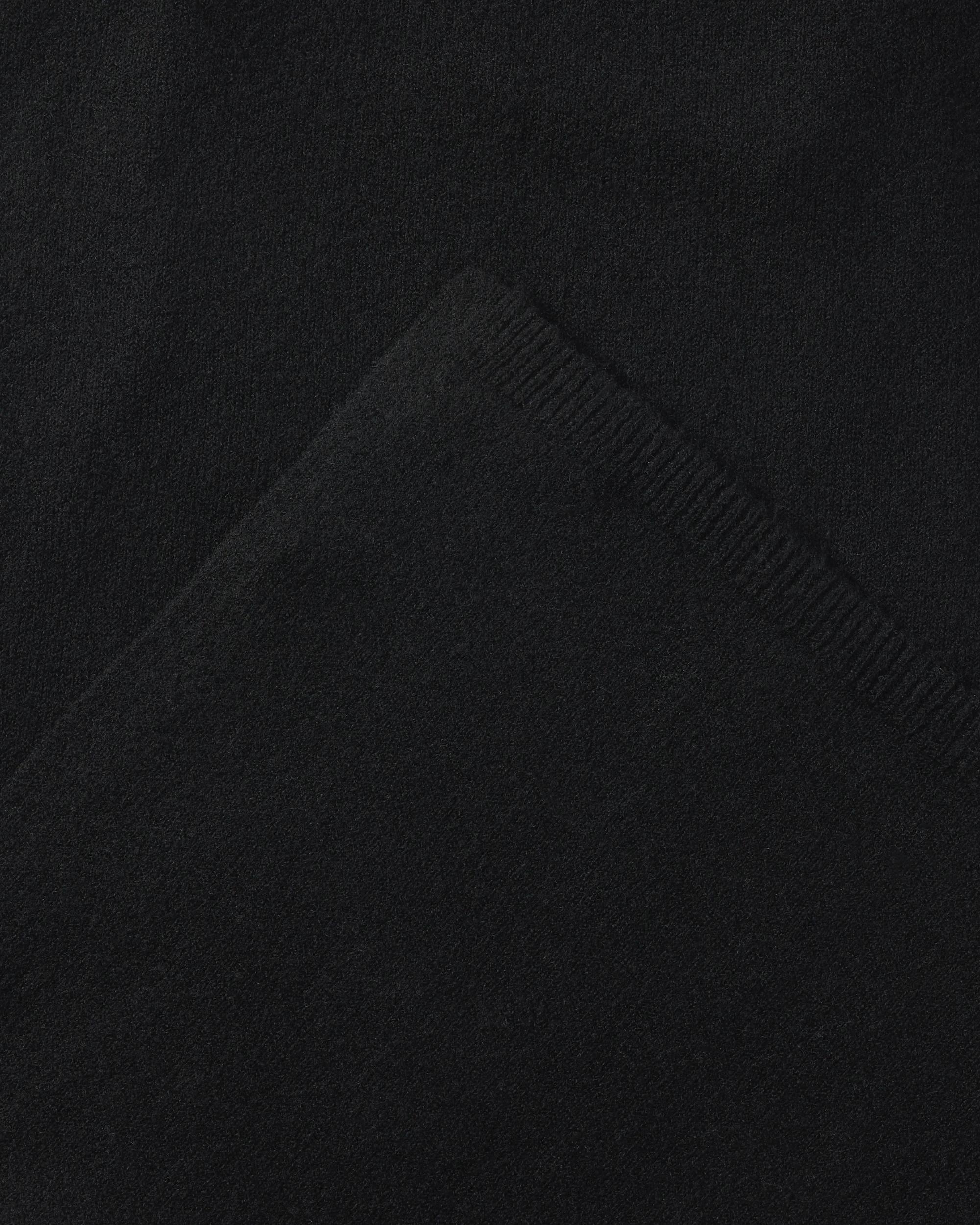 2 Fine Knit Scarf Black, 2 of 3