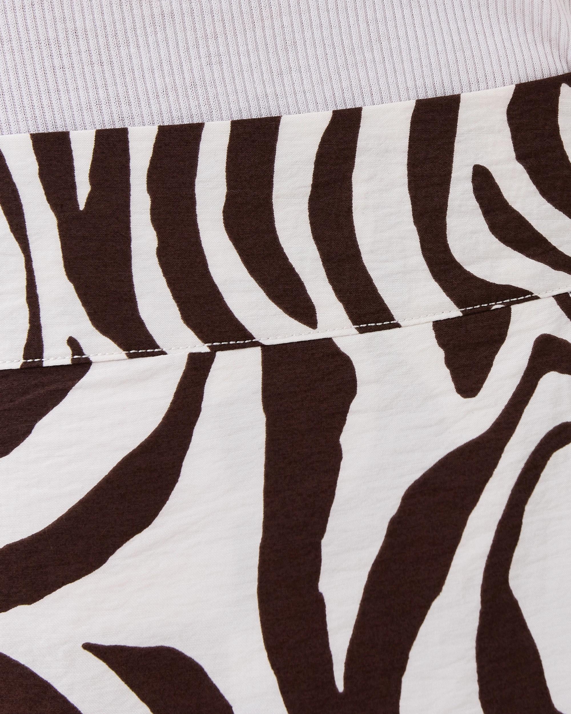 4 Printed Satin Pants Choc Zebra, 4 of 5