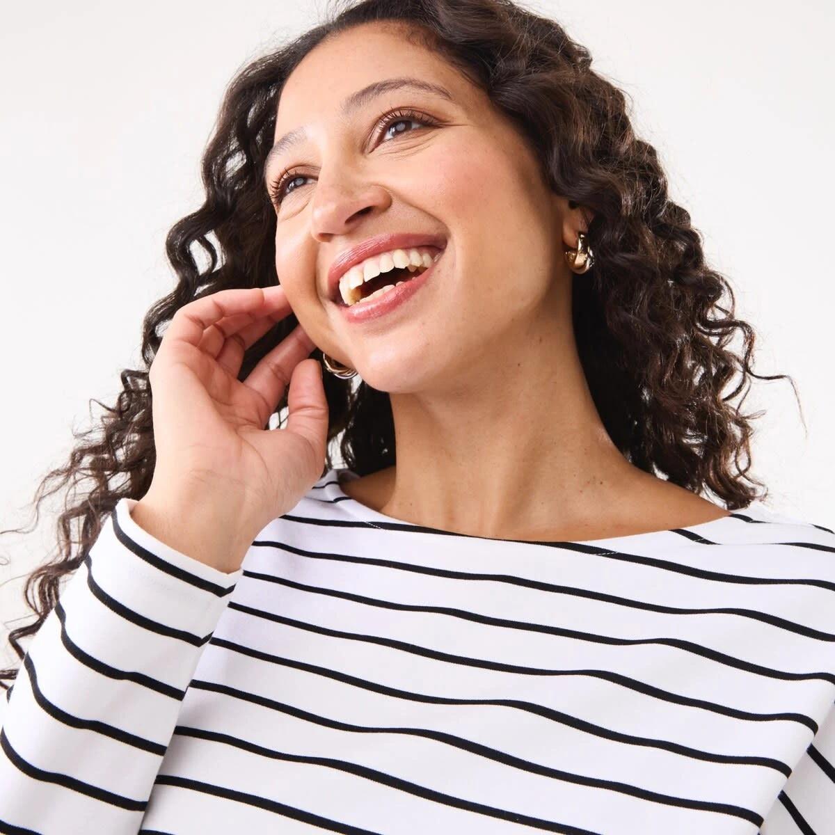 5 Long Sleeve Drop Shoulder T-shirt Snow Strp, 5 of 7