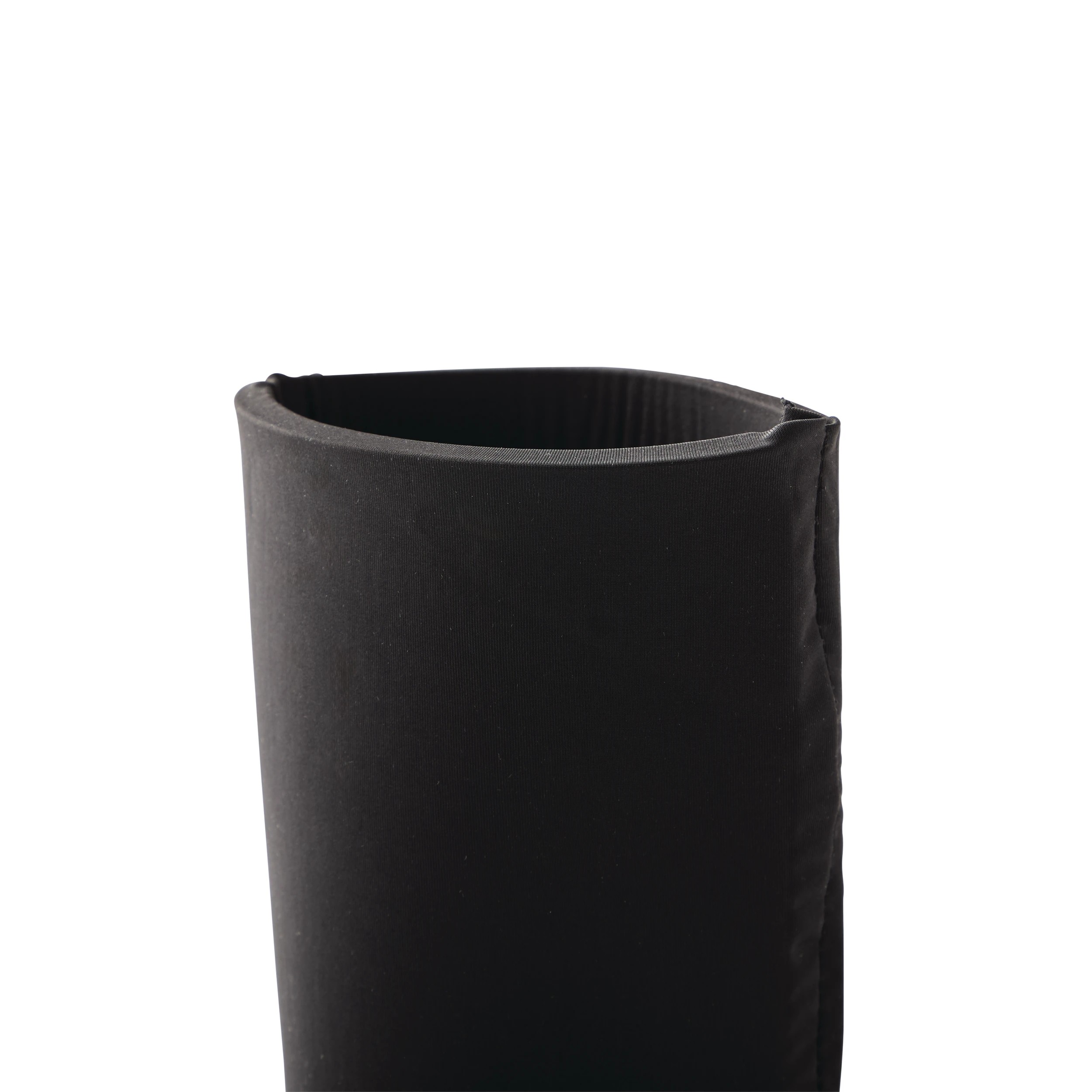 5 Hot and Cold Gel Recovery Sleeve For Knee, 5 of 9