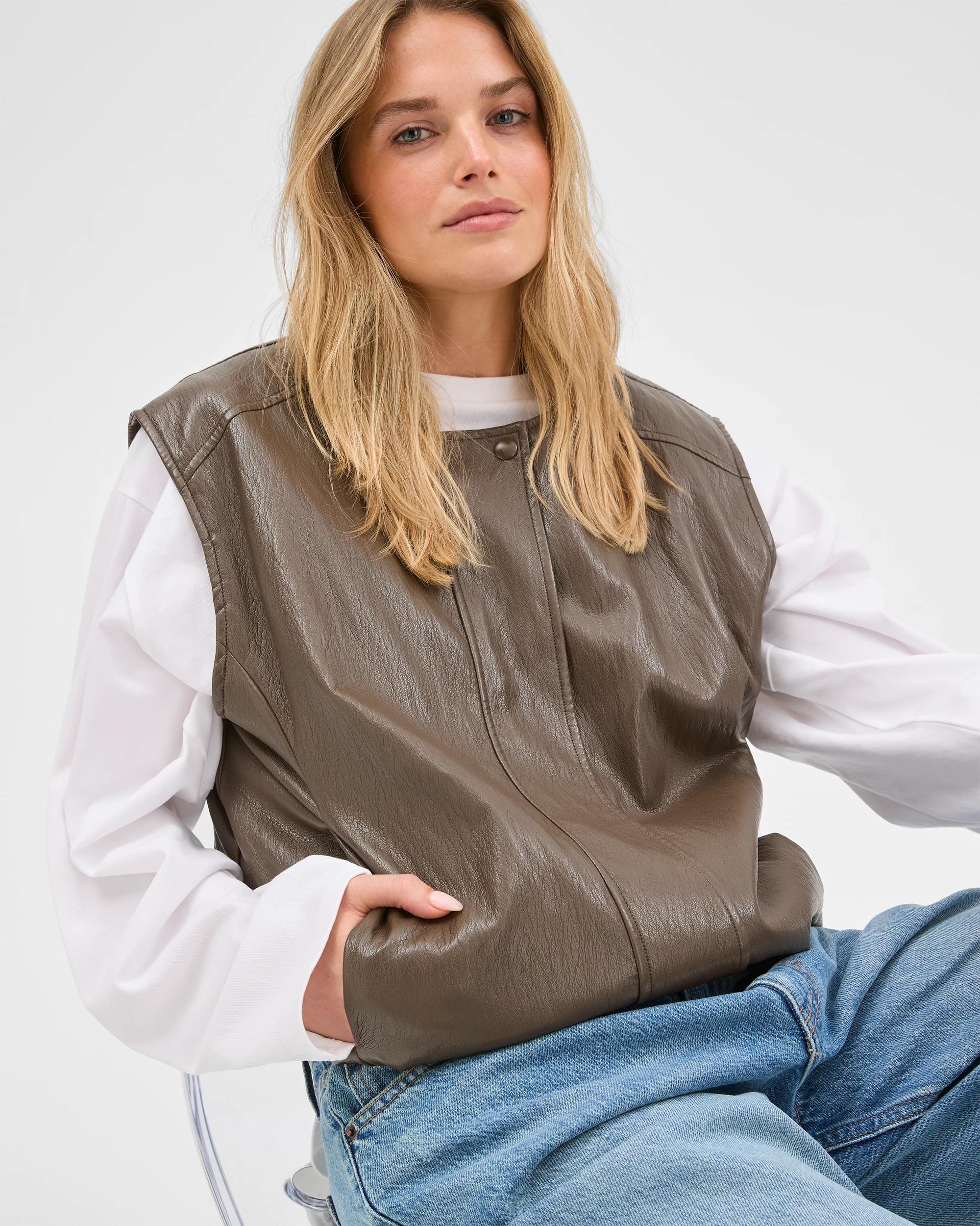 1 Lily Loves PU Vest JUNIPER, 1 of 7