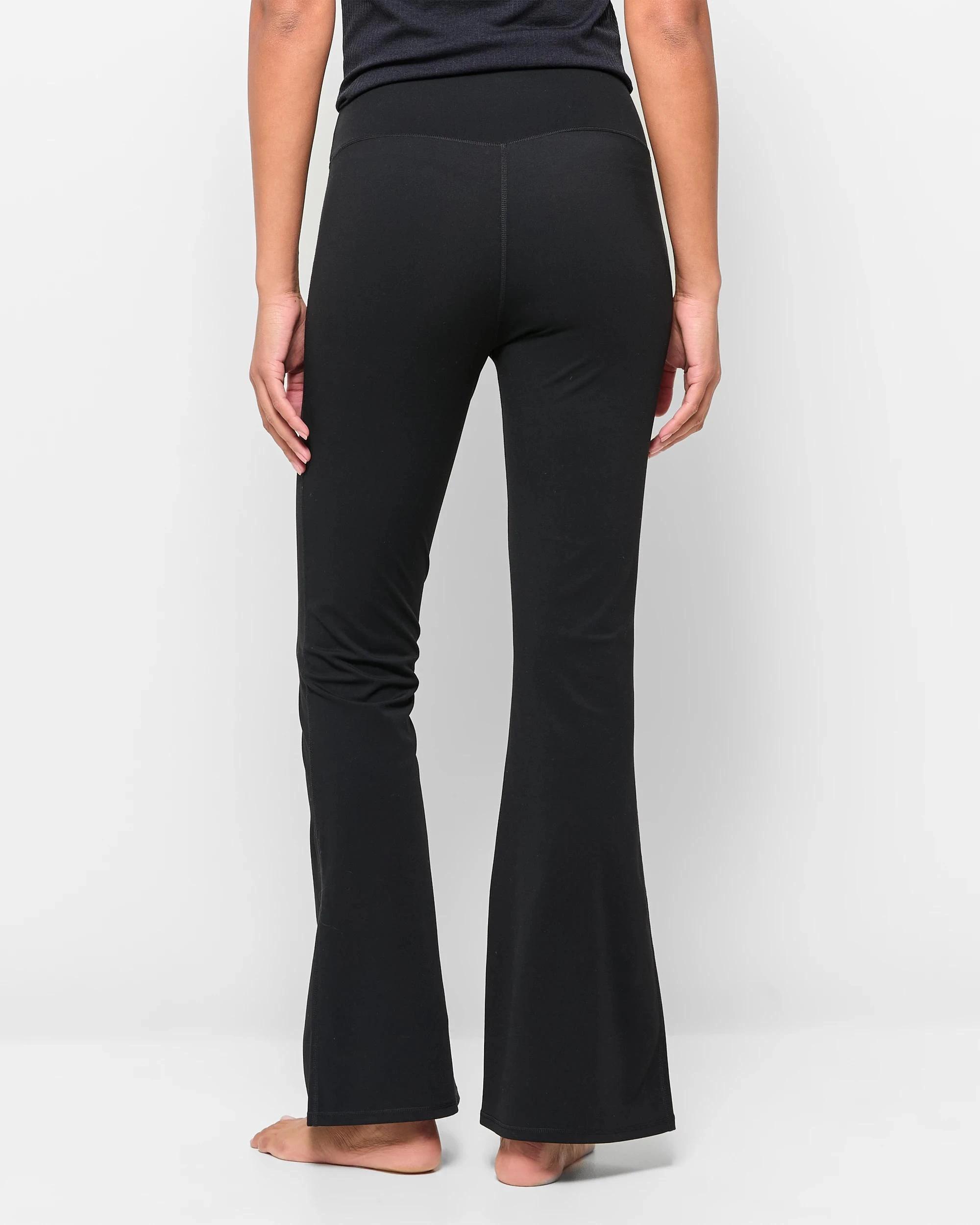 4 Target Active Studio Soft Yoga Flare Pants BLACK, 4 of 5