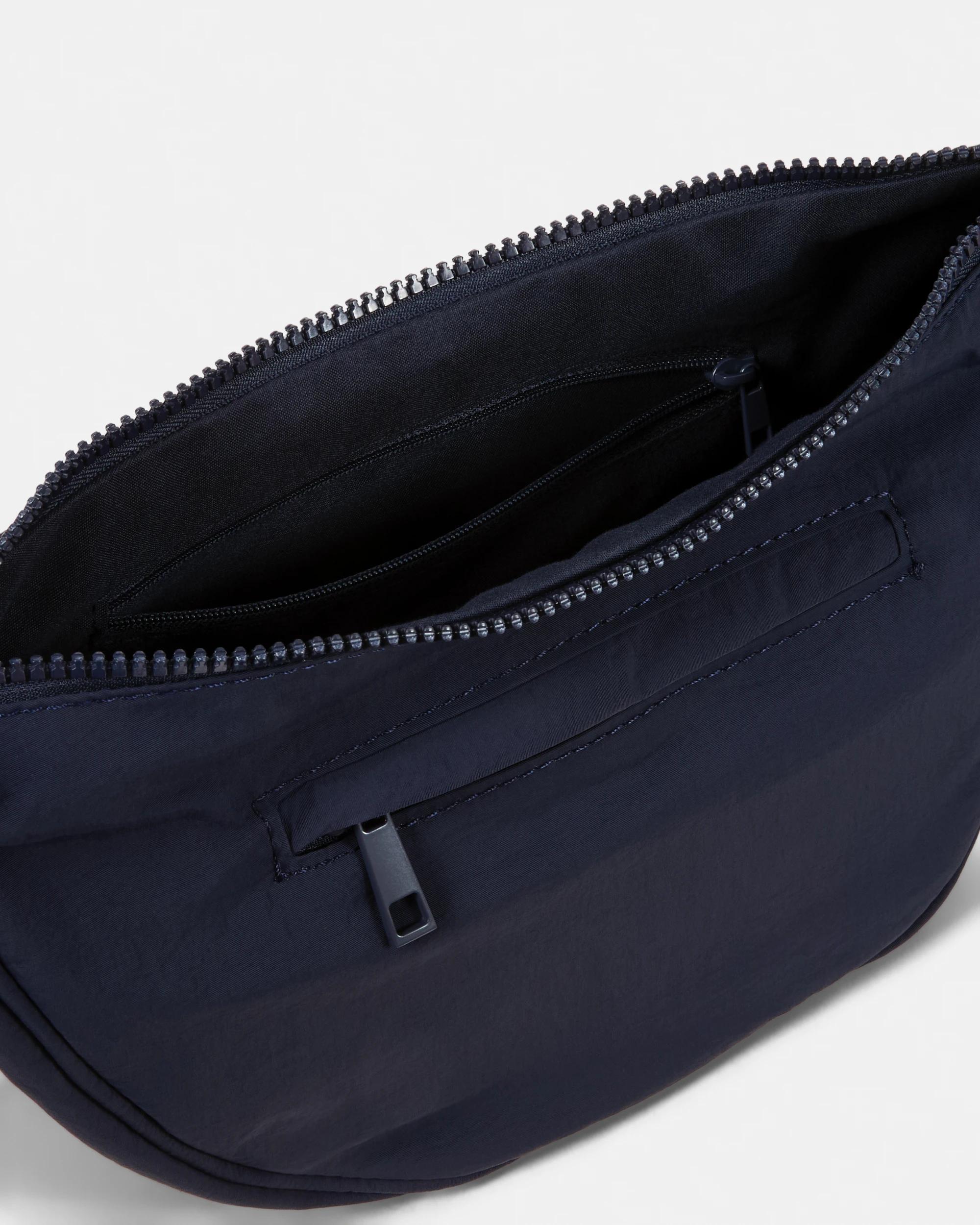 4 Urban Crescent Sling Bag Navy Blaze, 4 of 5