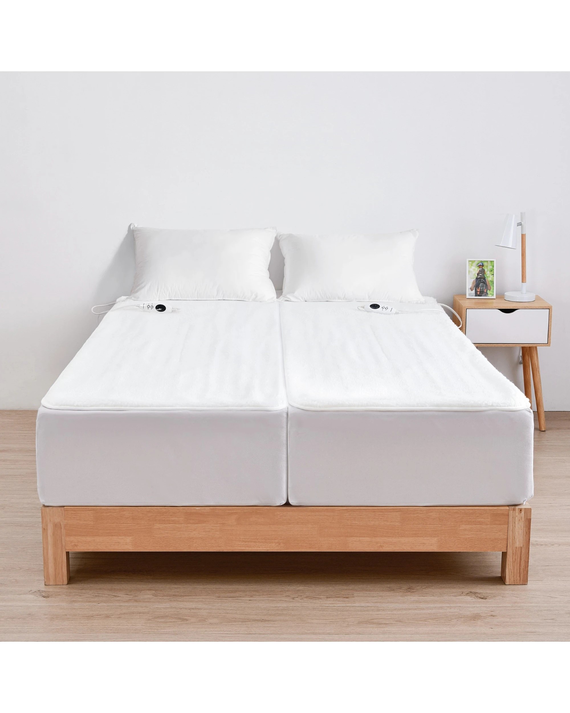 1 Dreamaker 350gsm Fleece Top Electric Blanket - Split King - Beige, 1 of 7