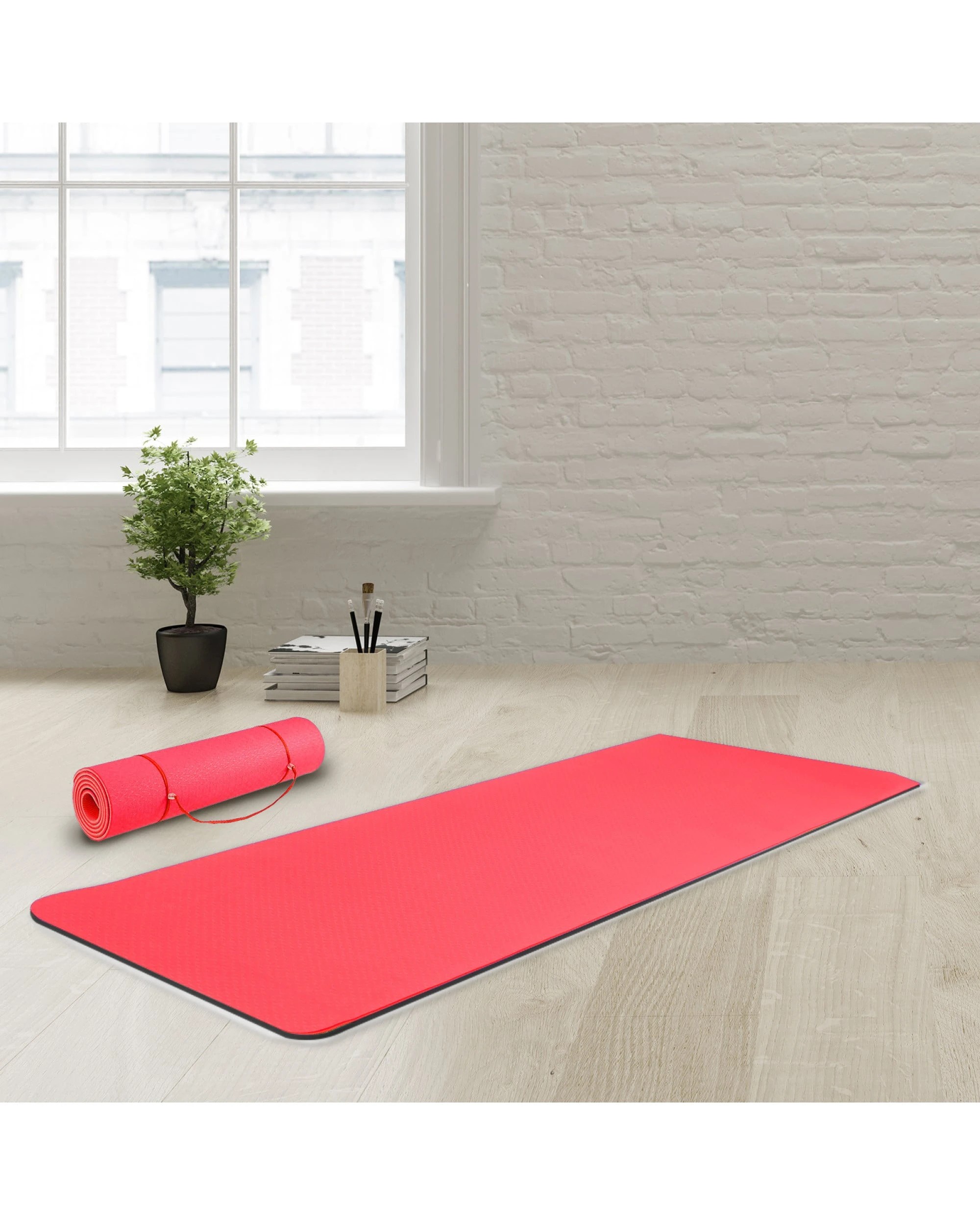 3 Powertrain 8mm Thick Yoga Exercise Mat Home Gym Pilates Fitness Dual Layer TPE - Red, 3 of 5