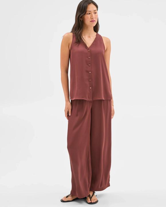 Sleeveless Vest Detail Top - Preview