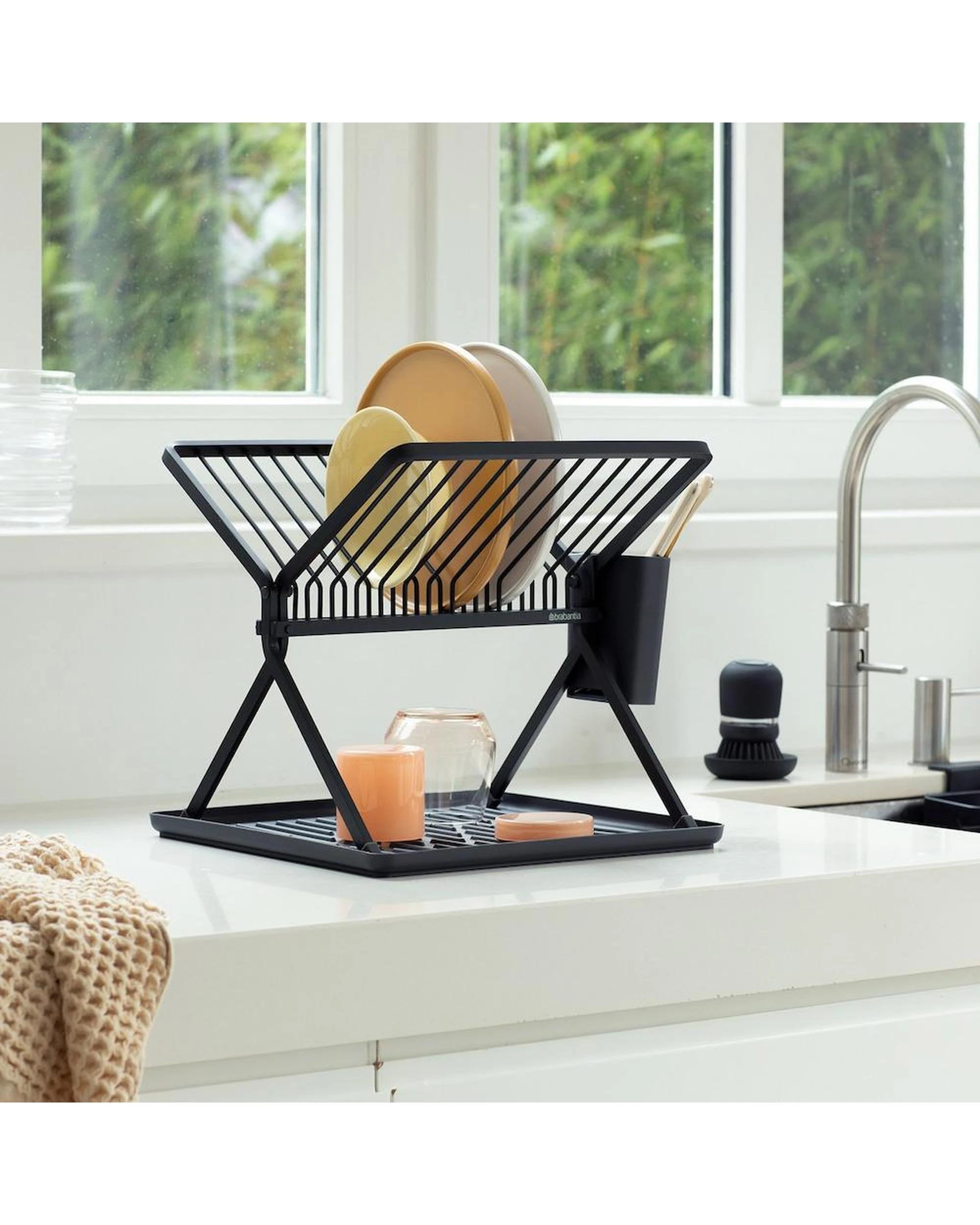 4 Brabantia Foldable Dish Drying Rack Dark Grey, 4 of 5