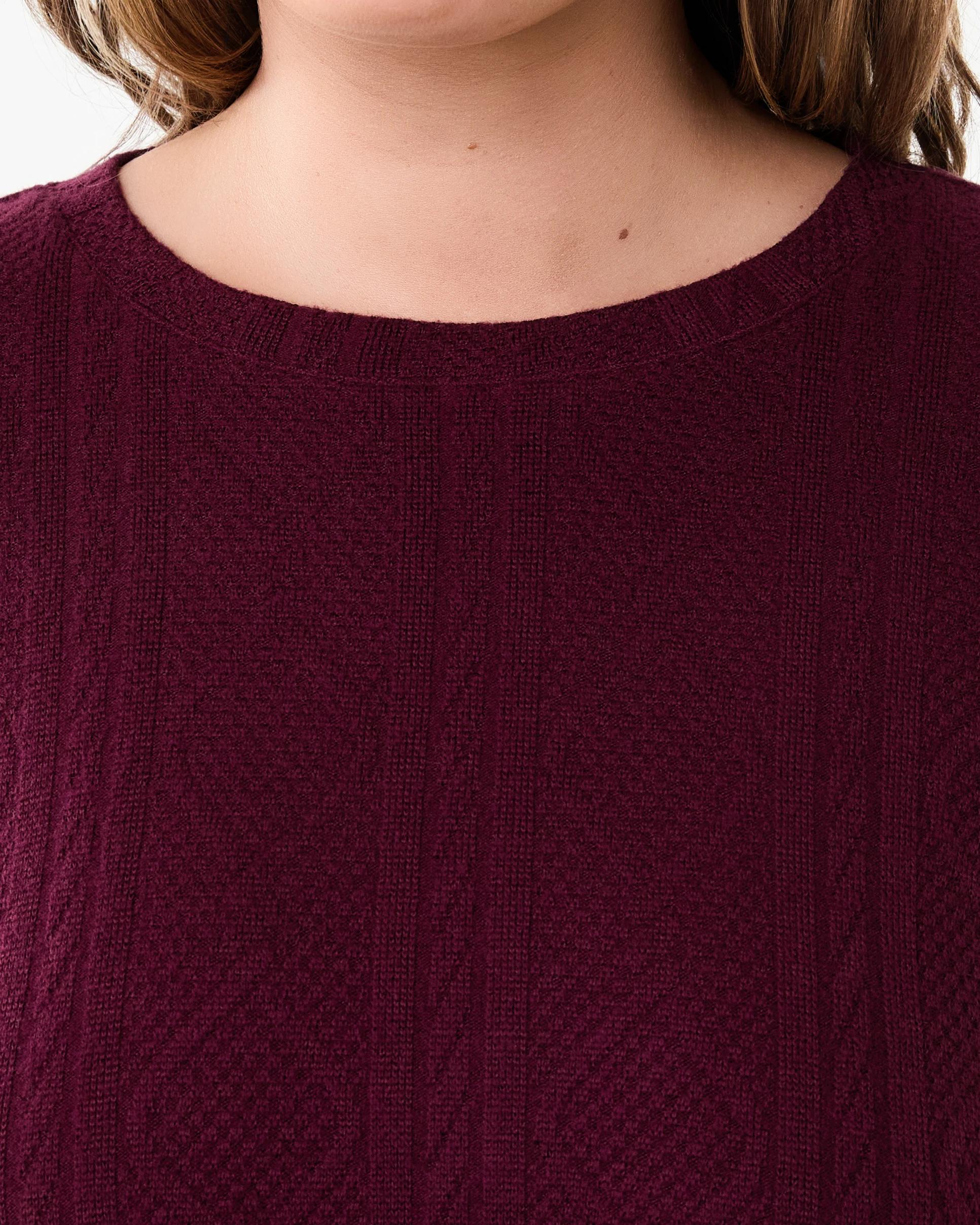 5 Cable Lounge Top Velvet Red, 5 of 7