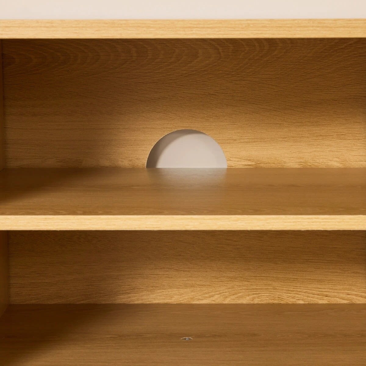 7 Ryan Entertainment Unit, 7 of 8