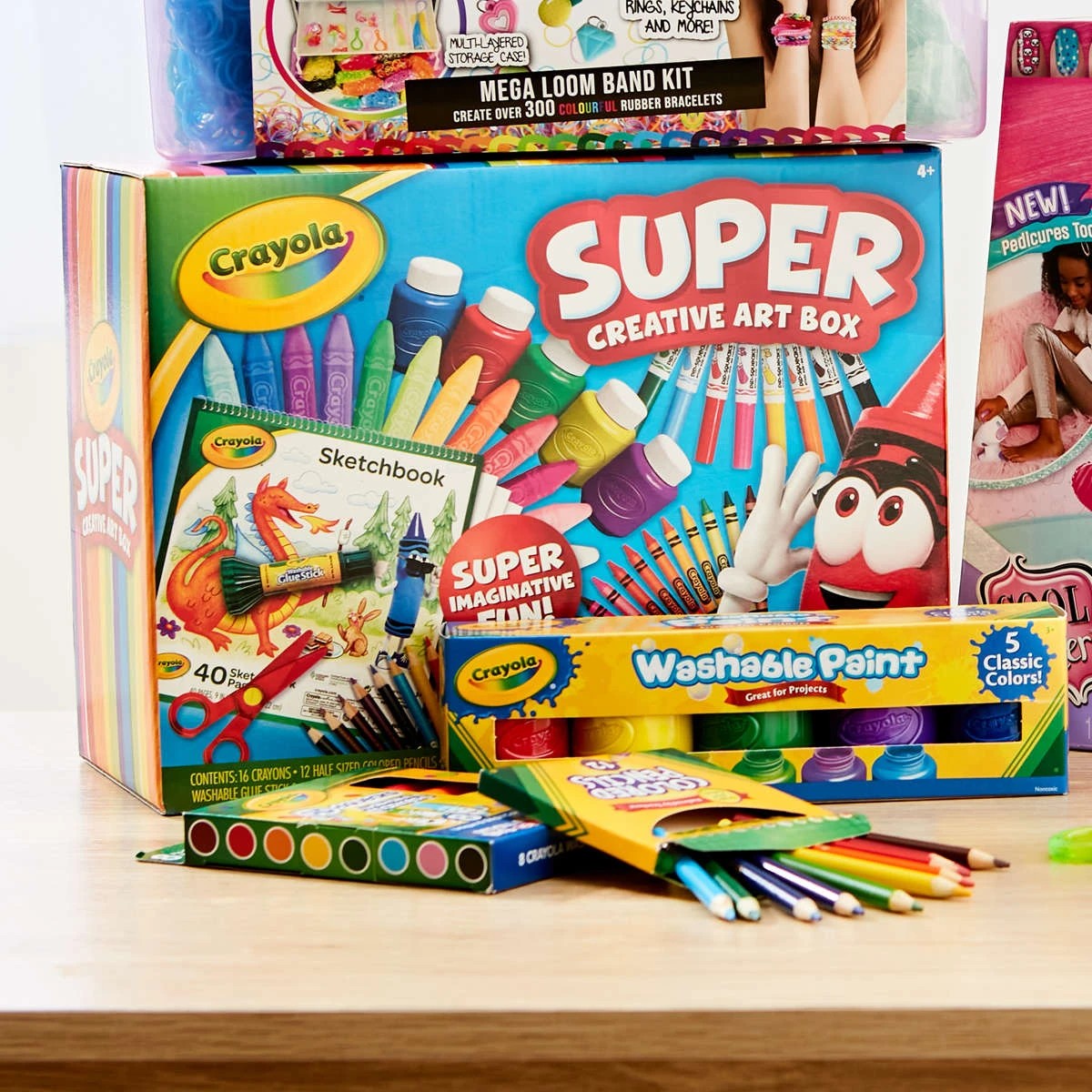 5 Crayola Super Creative Art Box, 5 of 6