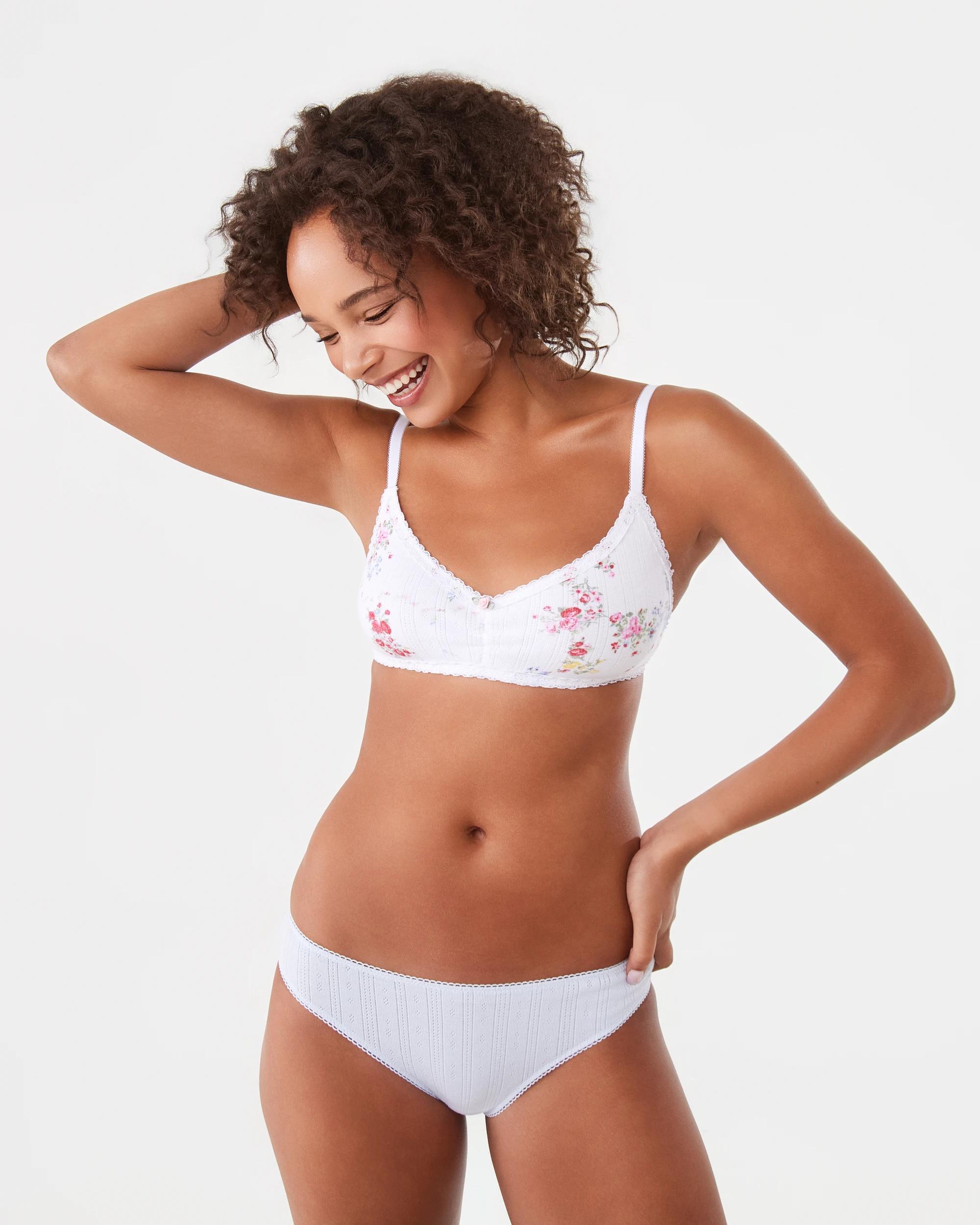 9 3 Pack Pointelle Cheeky Bikini Briefs Vint Florl, 9 of 10