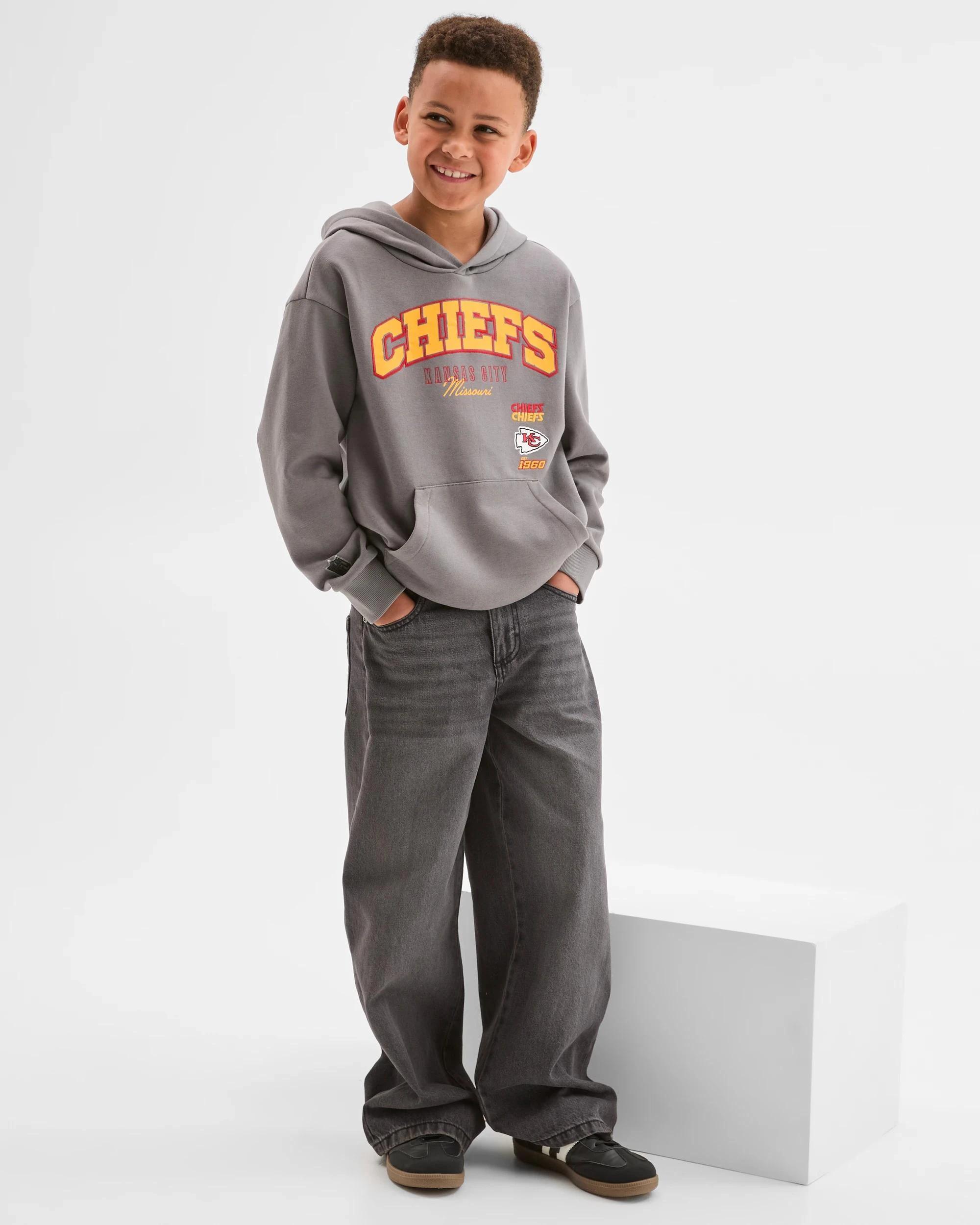 5 NFL Australian Cotton Blend Oversized Hooded Jumper CHIEFS, 5 of 7