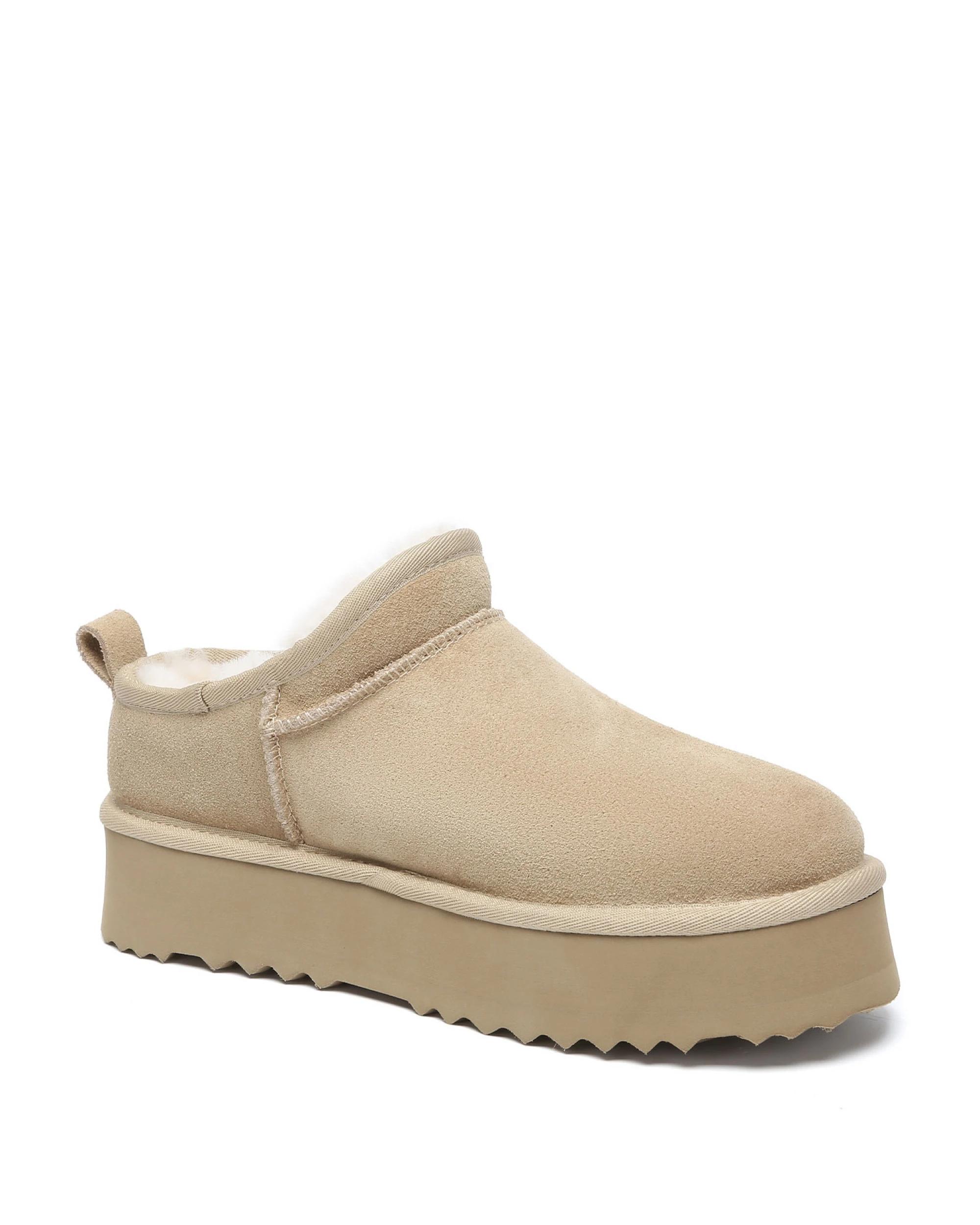 2 Australian Shepherd UGG Womens Nano Classic Platform Boots SAND, 2 of 5