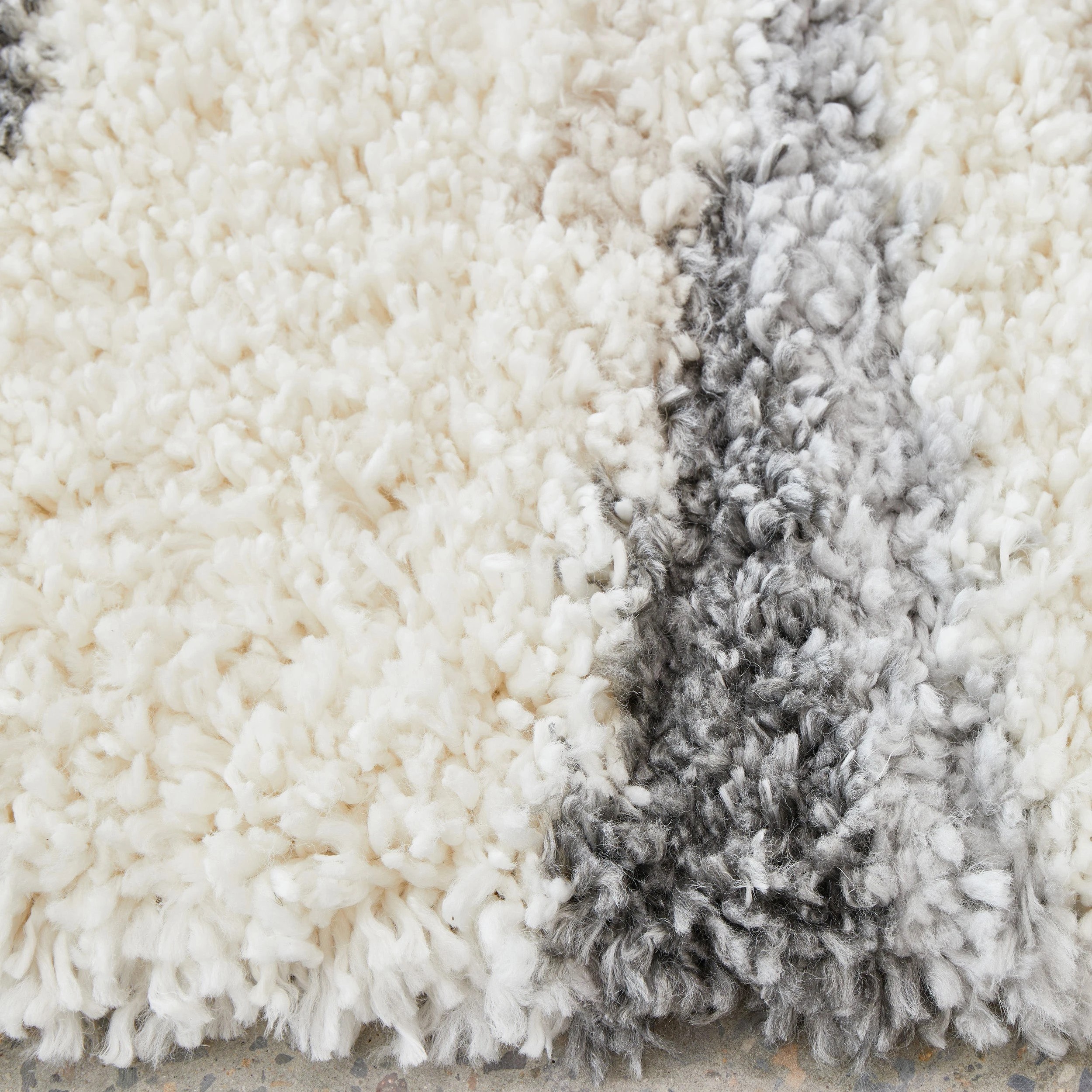 3 Common Ground Rugs Nocturne Neptune 330x240cm - Extra Large Shag Rug - White, 3 of 6