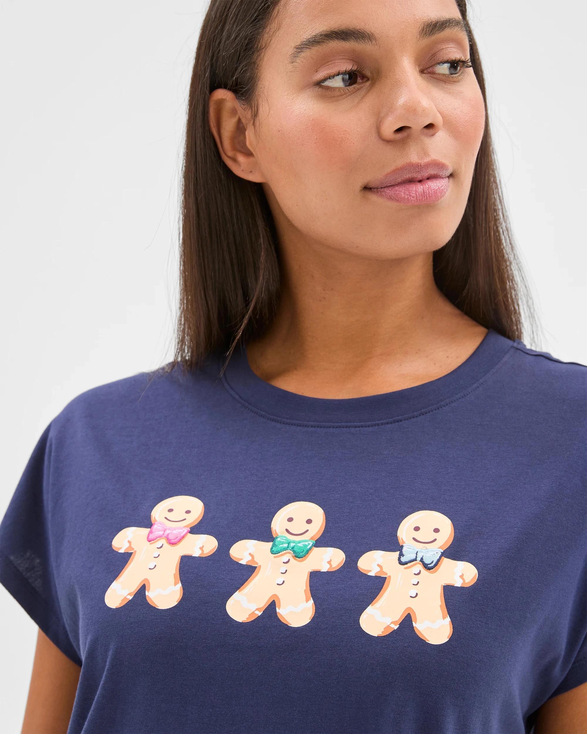 4 Target Australian Cotton T-Shirt Nightie NAVY CHRISTMAS GINGERBREAD, 4 of 5