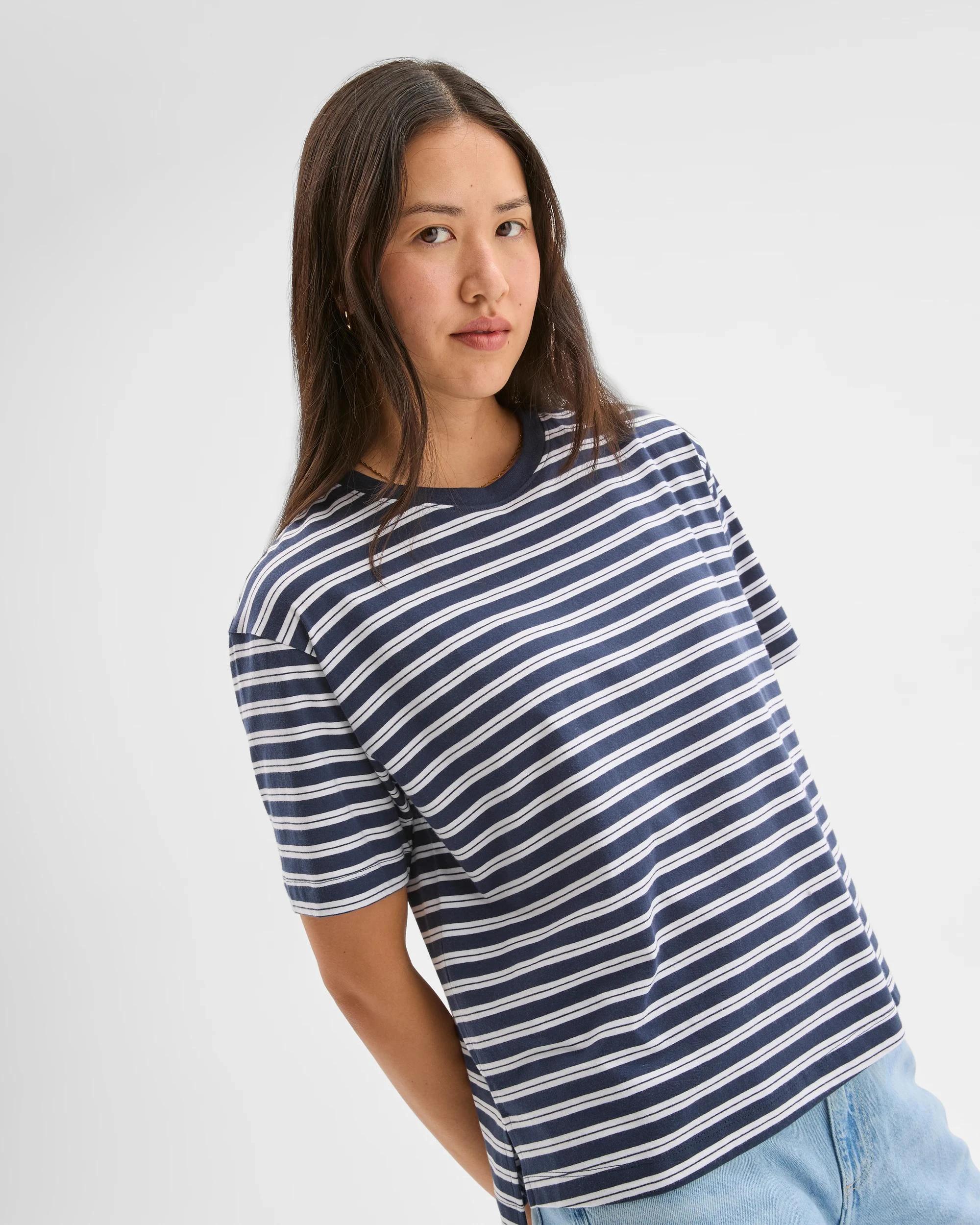 3 Target Australian Cotton Step Hem Boxy Crop T-Shirt NIGHT/CLOUD, 3 of 5