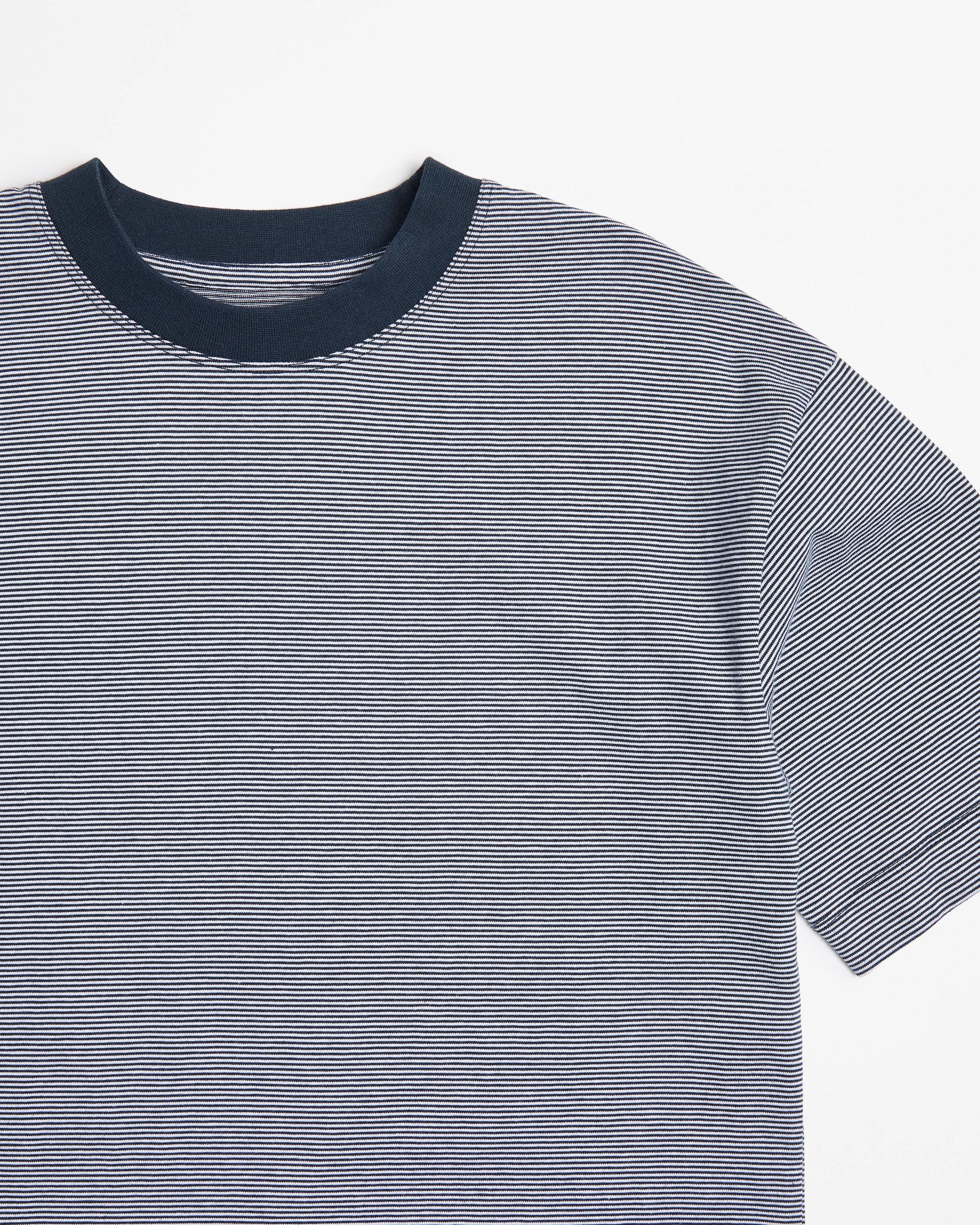 2 Target Australian Cotton Oversize T-shirt NAVY, 2 of 3