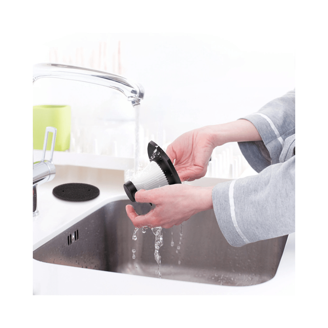 4 Lenoxx 450W Lightweight Stick Vacuum Cleaner with HEPA Filter in Grey Bagless Design, 4 of 4