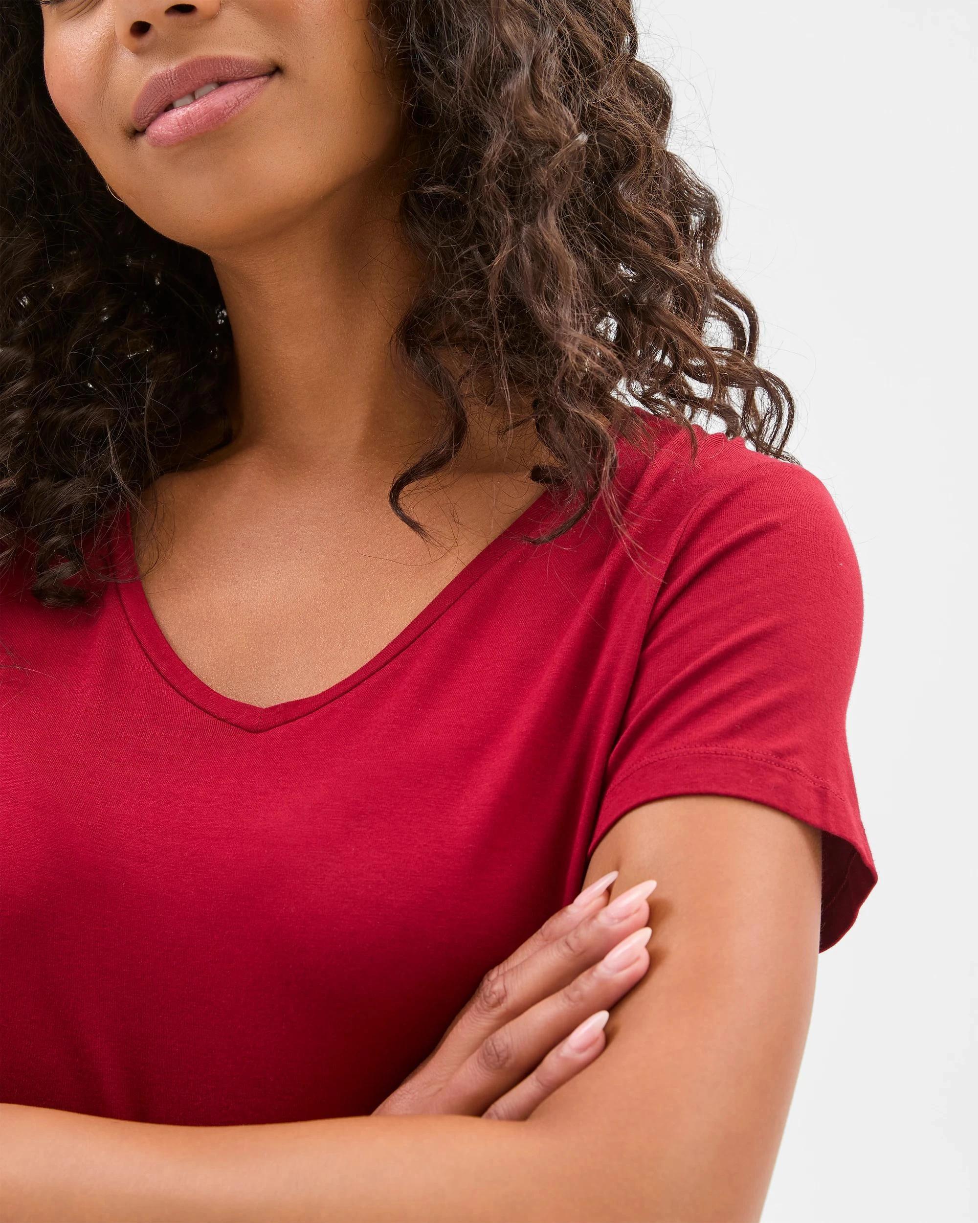 5 Target Woman Short Sleeve V-Neck T-Shirt RHUBARB, 5 of 6