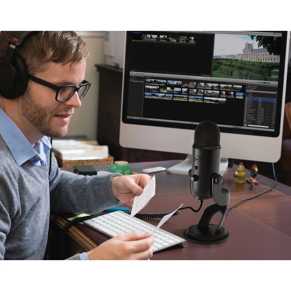 7 Blue Yeti 3-Capsule USB Microphone Black, 7 of 10