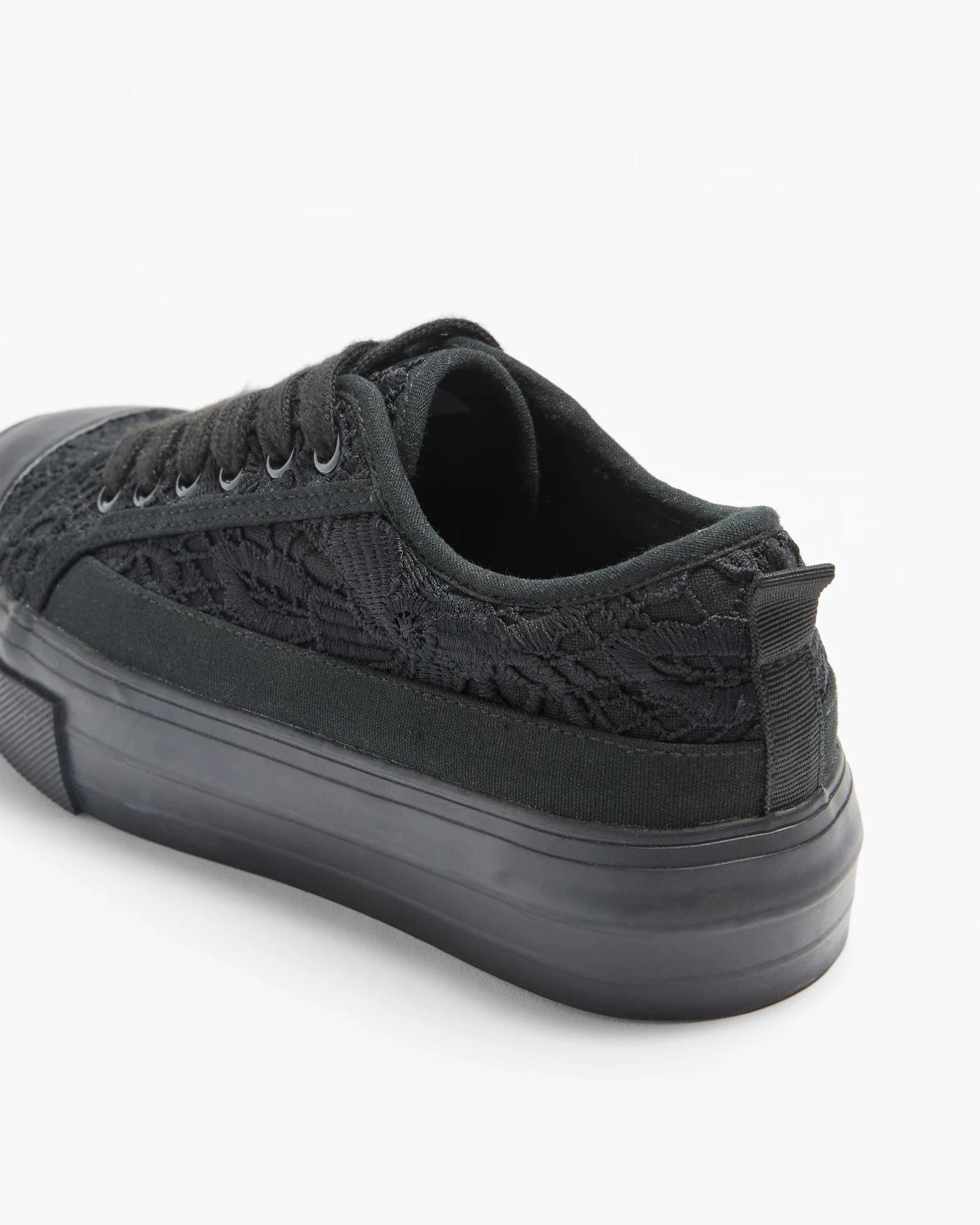 2 Target Woman Womens Flatform Lace Sneaker BLACK, 2 of 3