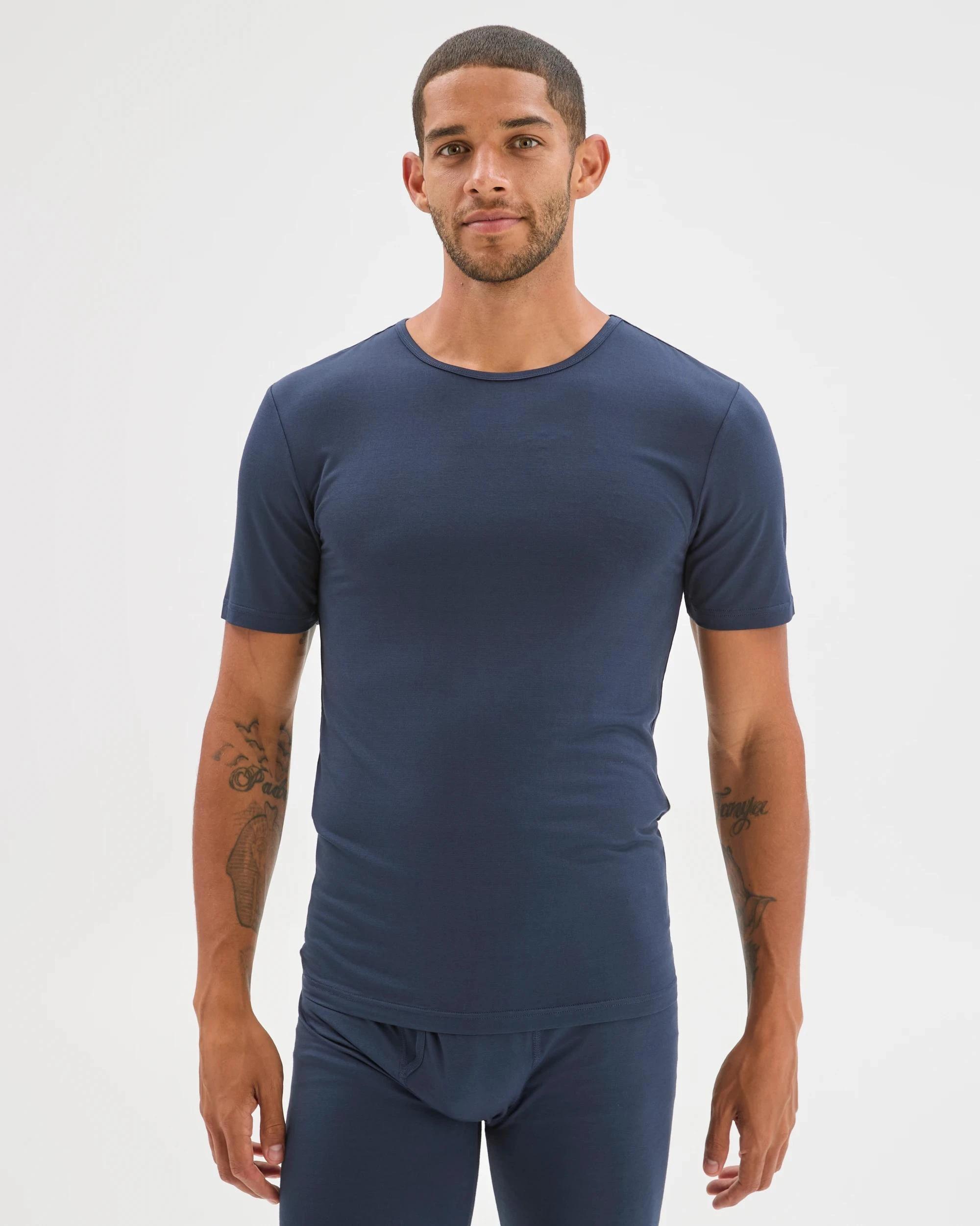 1 Maxx Heat Innovation Short Sleeve Thermal Top NAVY, 1 of 6