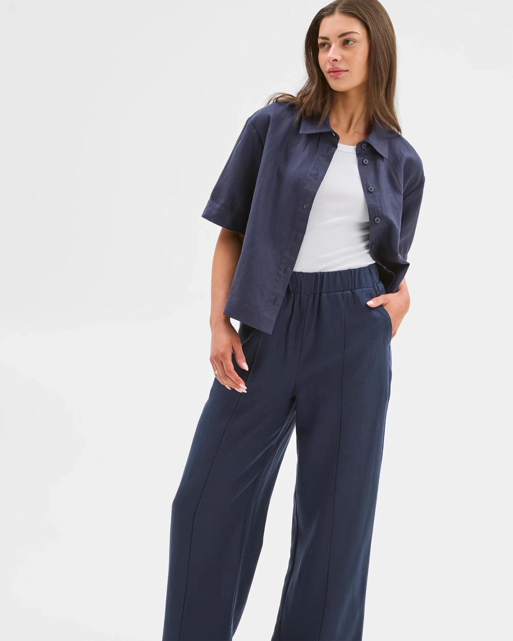 5 Target Petites European Linen Blend Pintuck Detail Pants NAVY BLAZER, 5 of 7