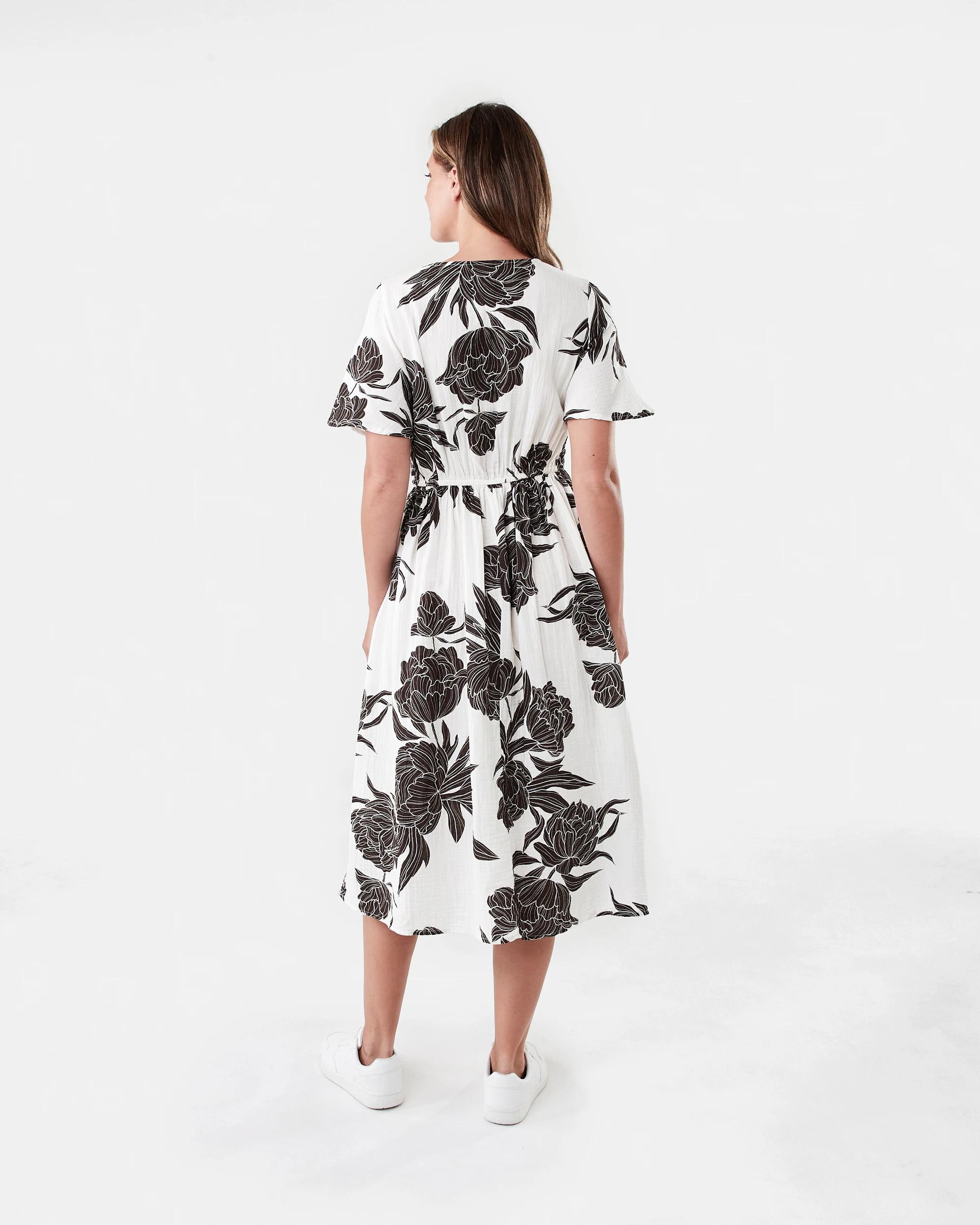 3 Short Sleeve Twist Front Midi Dress Choc Flrl, 3 of 10