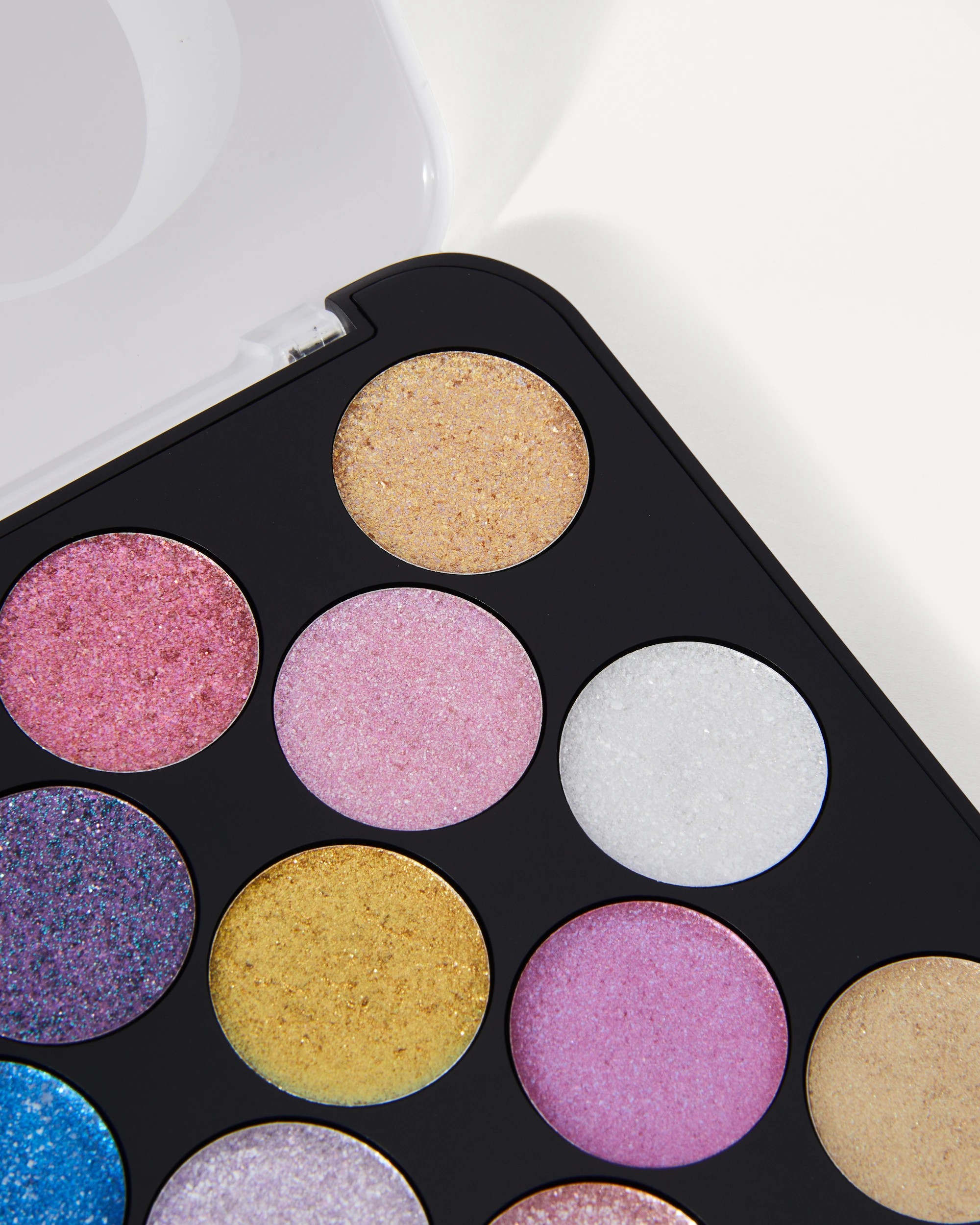 3 OXX Beauty 18 Shades Eyeshadow Palette - Glitter, 3 of 7
