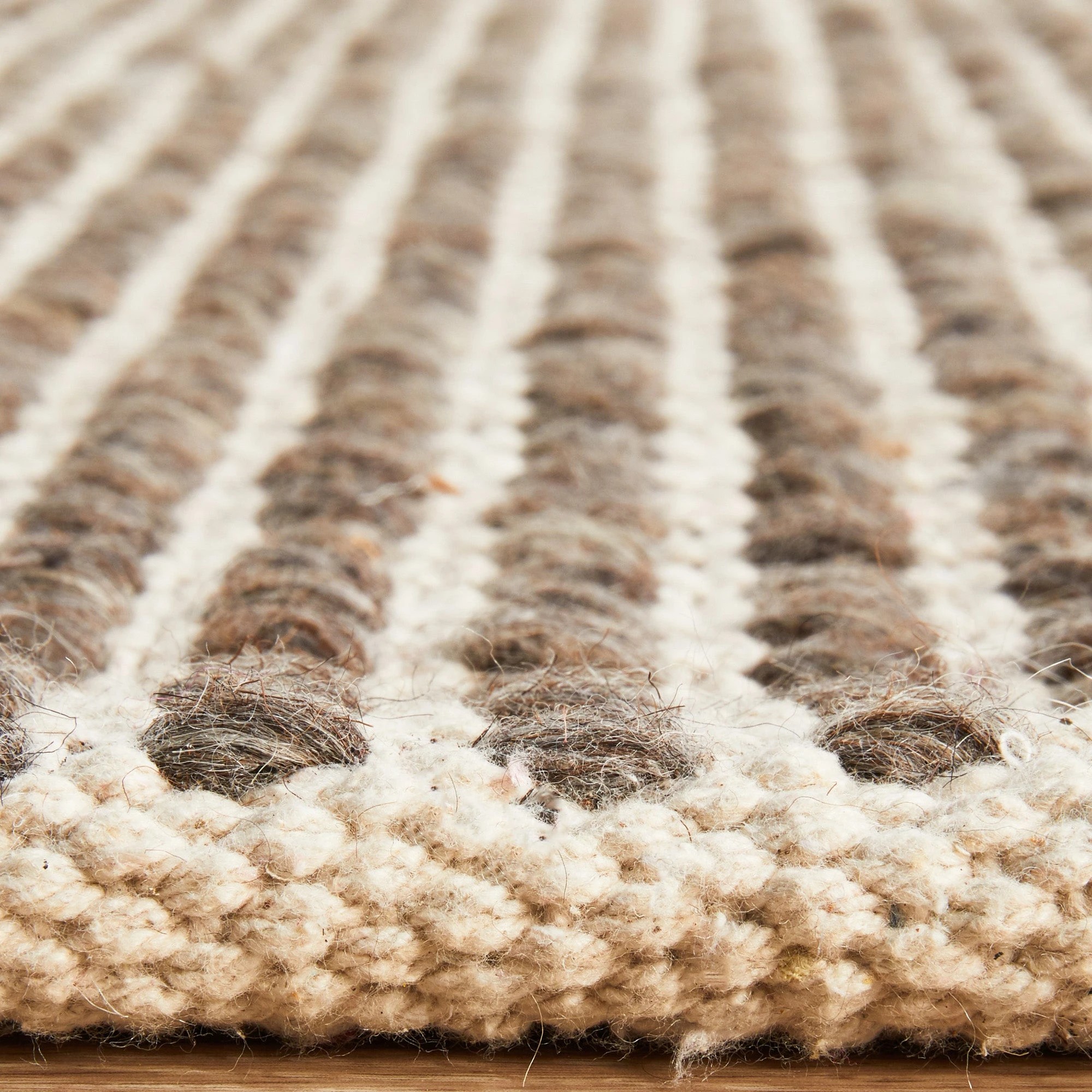 4 Common Ground Rugs Nordica 300 400x300cm - Extra Extra Large Hand Loomed Wool Floor Rug - Brown, 4 of 6