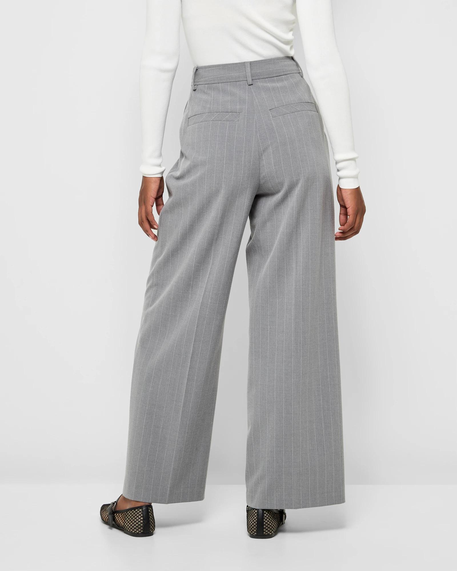 4 Target Petites Tailored Wide Leg Pants GREY PINSTRIPE, 4 of 5